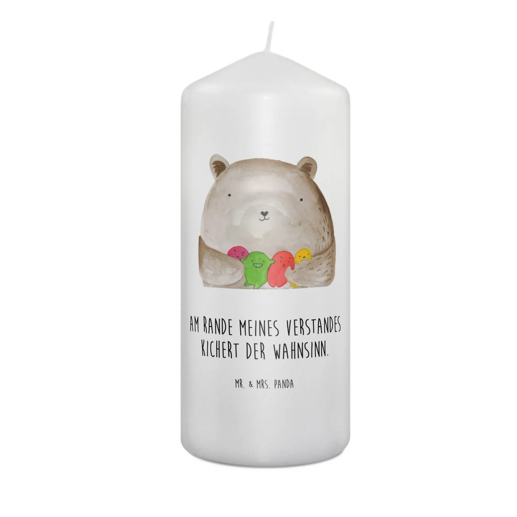 Candle bear Feeling Schmuckkerze, Osterkerze, Erinnerungslicht, Tischkerze, Kommunionskerze, Bedruckte Kerze, Grosse Kerze, Dekokerze, Hochzeitskerze, Dinnerkerze, Laternenkerze, Tafelkerze, Stumpenkerze, Erinnerungskerze, Handgemachte Kerze, Weihnachtskerze, Dekorative Kerze, Adventskerze, Blockkerze, Gartenkerze, Wachskerze, Zylinderkerze, Wunschkerze, Geburtskerze, Geburtstagskerze, Kerze Mit Motiv, Kerze Mit Spruch, Teddybär, Teddy, Bär, Durchgedreht, Wahnsinn, Verrückt