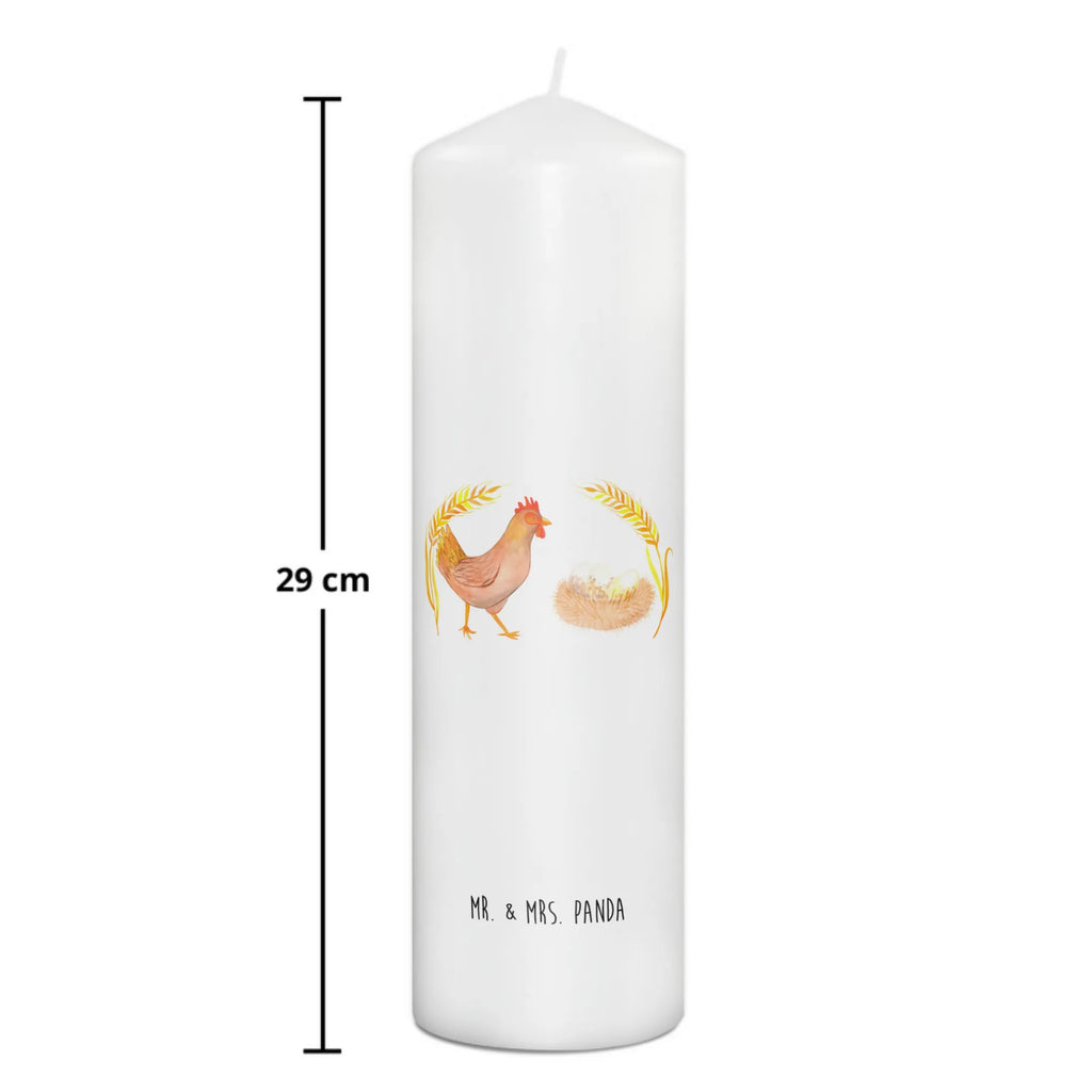 Kerze Huhn Stolz Grosse Kerze, Blockkerze, Wunschkerze, Hochzeitskerze, Dekorative Kerze, Schmuckkerze, Weihnachtskerze, Tischkerze, Geburtstagskerze, Gartenkerze, Tafelkerze, Zylinderkerze, Geburtskerze, Handgemachte Kerze, Kerze Mit Spruch, Bedruckte Kerze, Wachskerze, Kommunionskerze, Dinnerkerze, Stumpenkerze, Dekokerze, Kerze Mit Motiv, Erinnerungslicht, Laternenkerze, Osterkerze, Erinnerungskerze, Adventskerze, Landwirtin, Bauernhof, Hoftiere, Landwirt, Landleben, Motivation, Schwangerschaft, Henne, Spruch, Hof, Hühner, Magie, Geburt, Hahn, Eier