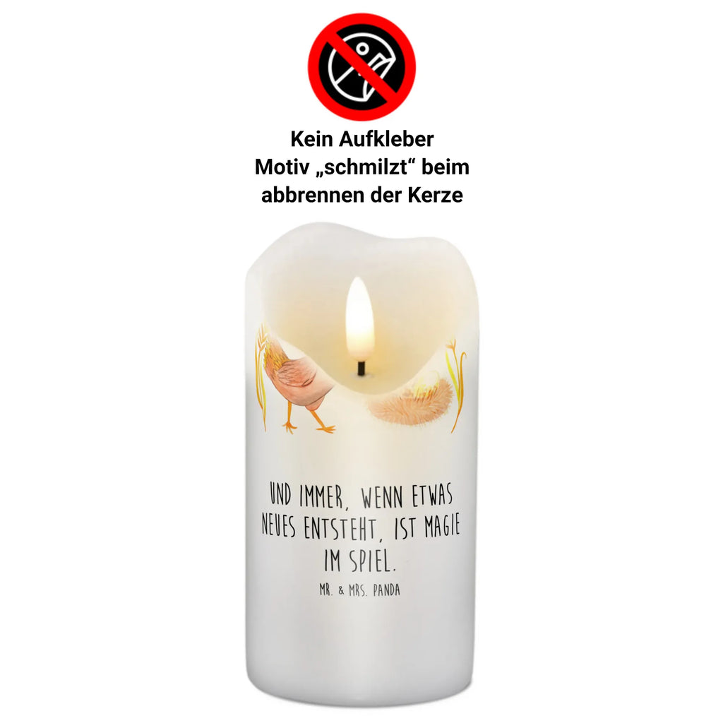 Kerze Huhn Stolz Grosse Kerze, Blockkerze, Wunschkerze, Hochzeitskerze, Dekorative Kerze, Schmuckkerze, Weihnachtskerze, Tischkerze, Geburtstagskerze, Gartenkerze, Tafelkerze, Zylinderkerze, Geburtskerze, Handgemachte Kerze, Kerze Mit Spruch, Bedruckte Kerze, Wachskerze, Kommunionskerze, Dinnerkerze, Stumpenkerze, Dekokerze, Kerze Mit Motiv, Erinnerungslicht, Laternenkerze, Osterkerze, Erinnerungskerze, Adventskerze, Landwirtin, Bauernhof, Hoftiere, Landwirt, Landleben, Motivation, Schwangerschaft, Henne, Spruch, Hof, Hühner, Magie, Geburt, Hahn, Eier