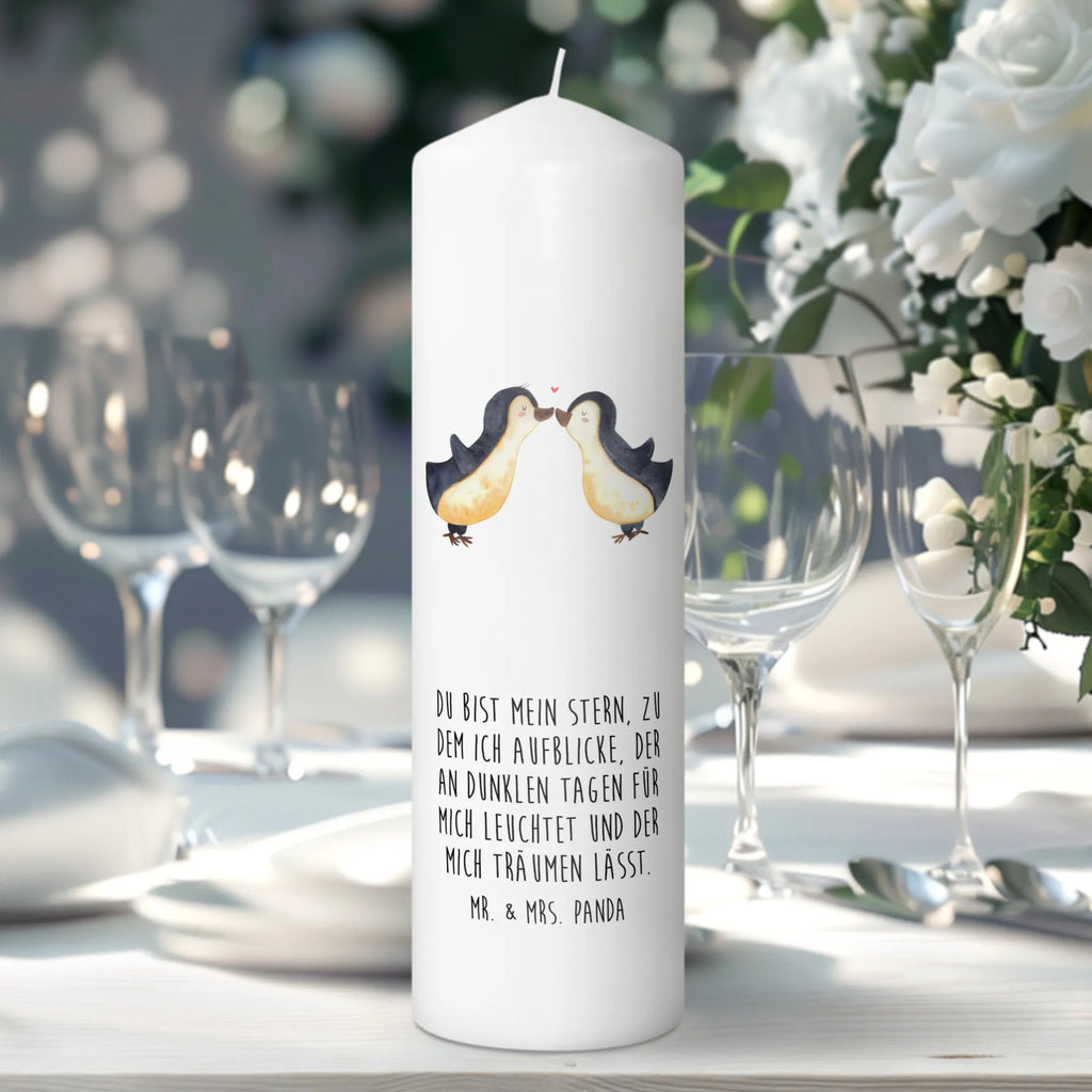 Candle Penguins in love Adventskerze, Kerze Mit Motiv, Grosse Kerze, Tischkerze, Dekorative Kerze, Kerze Mit Spruch, Dinnerkerze, Weihnachtskerze, Wunschkerze, Erinnerungslicht, Handgemachte Kerze, Osterkerze, Geburtstagskerze, Bedruckte Kerze, Schmuckkerze, Wachskerze, Stumpenkerze, Dekokerze, Laternenkerze, Gartenkerze, Hochzeitskerze, Erinnerungskerze, Zylinderkerze, Blockkerze, Kommunionskerze, Tafelkerze, Geburtskerze, Liebesgeschenk, Verlobung, Partner, Ehemann, Ehefrau, Freund, Heiratsantrag, Liebe, Freundin, Heiraten, Jahrestag, Hocheitstag, Pinguin Paar, Pärchen. Liebespaar, Geschenk Hochzeitstag, Gastgeschenk, Paar, Hochzeit, Hochzeitstag, Pinguinpaar, Geschenkidee, Liebesspruch, Pinguin, Pinguin Liebe, Liebesbeweis, Verlobter, Pinguine, Love, Geschenk Freundin, Verlobte, Geschenk Freund