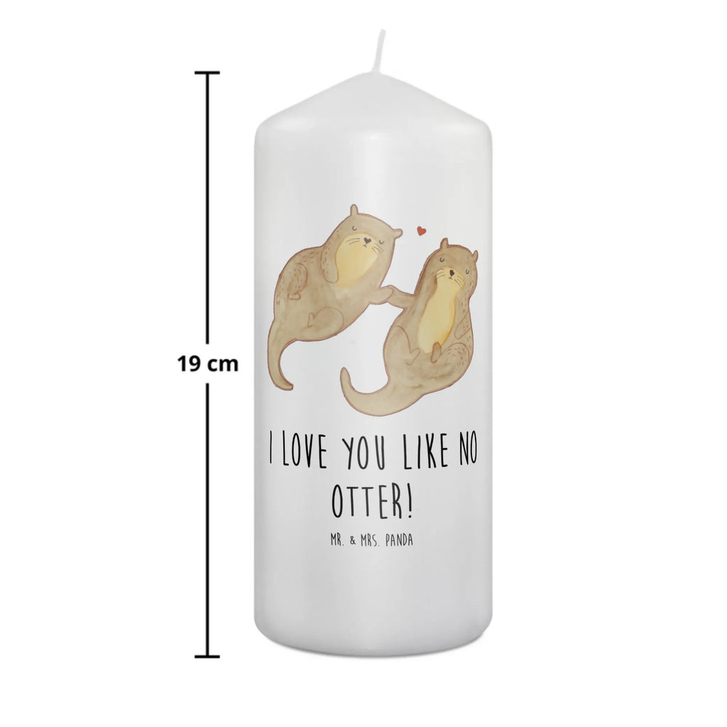 Candle otter holding hands Geburtskerze, Tafelkerze, Gartenkerze, Schmuckkerze, Bedruckte Kerze, Geburtstagskerze, Wunschkerze, Adventskerze, Erinnerungslicht, Tischkerze, Erinnerungskerze, Zylinderkerze, Laternenkerze, Kommunionskerze, Kerze Mit Motiv, Hochzeitskerze, Blockkerze, Dekokerze, Grosse Kerze, Osterkerze, Dekorative Kerze, Stumpenkerze, Dinnerkerze, Weihnachtskerze, Wachskerze, Kerze Mit Spruch, Handgemachte Kerze, Otter, Seeotter, Fischotter, Otter Seeotter See Otter