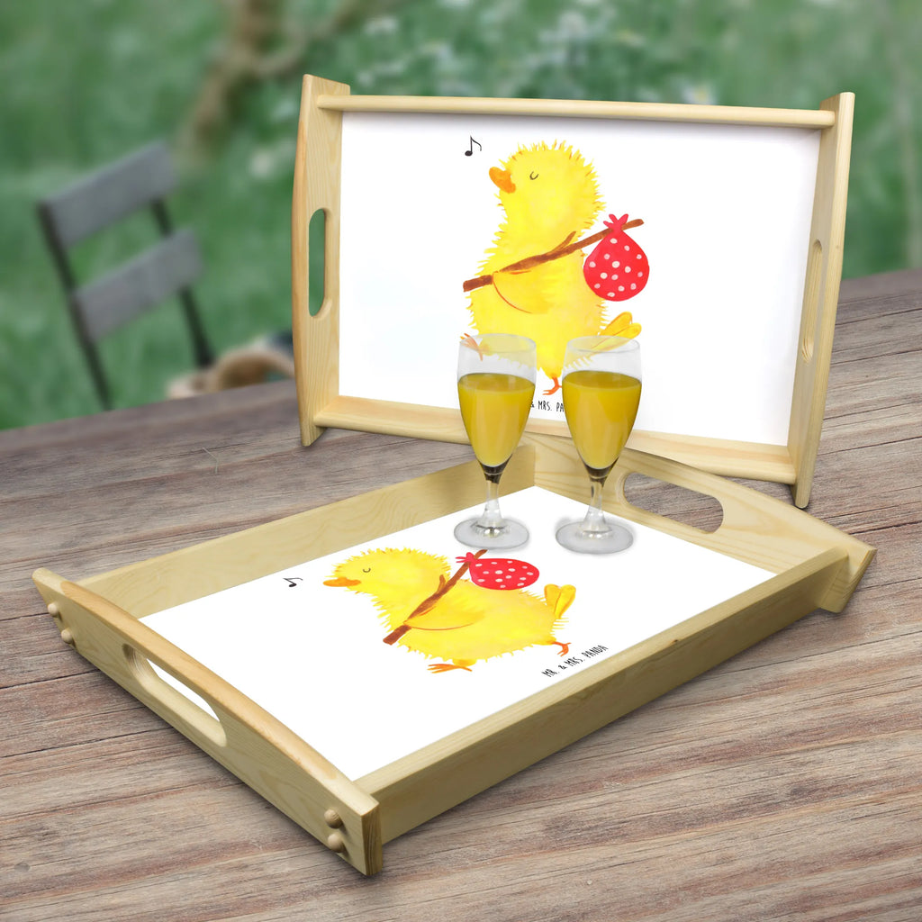 Serving tray chick wander Tablett, Holztablett, Serviertablett, Dekotablett, Frühstückstablett, Küchentablett, Ostern, Osterhase, Ostergeschenke, Osternest, Osterdeko, Geschenke zu Ostern, Ostern Geschenk, Ostergeschenke Kinder, Ostern Kinder, Osterei, Reisen, Ostereier, Zeit, Grüße, Küken, Ostergrüße, Freude, Weltenbummler, liebe Grüße, Zeitmanagement, Frohe Ostern, Frühlingsgefühle, Ei, Wunder, Backpacker, Flausen