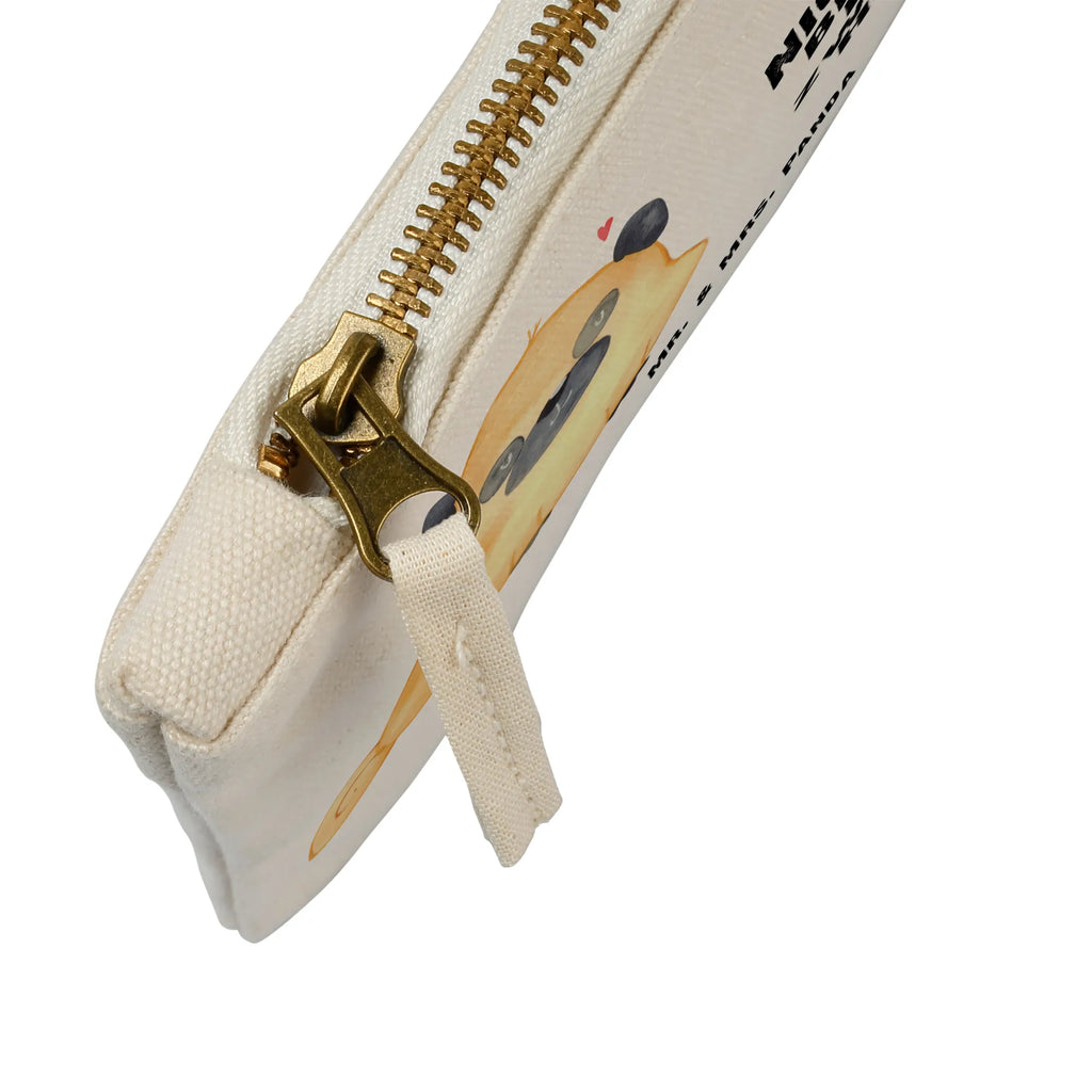 Make-up bag Pug Mäppchen, aufbewahrungstasche, Schlampermäppchen, toiletry bag, Kulturtasche, aufbewahrungsbeutel, Schminktäschchen, beauty case, Waschbeutel, utensilientasche, Waschtasche, kosmetiktäschchen, Federmappe, pencil case, Etui, beauty tasche, Schminktasche, Kosmetikbeutel, Schminkbeutel, Kosmetiktasche, pinsel tasche, Stiftemäppchen, Kulturbeutel, Sprüche, Hunderasse, Tierliebhaber, Haustier, Hundemotiv, Hund, Hundebesitzer, Hundeliebe, Mops, Liebe