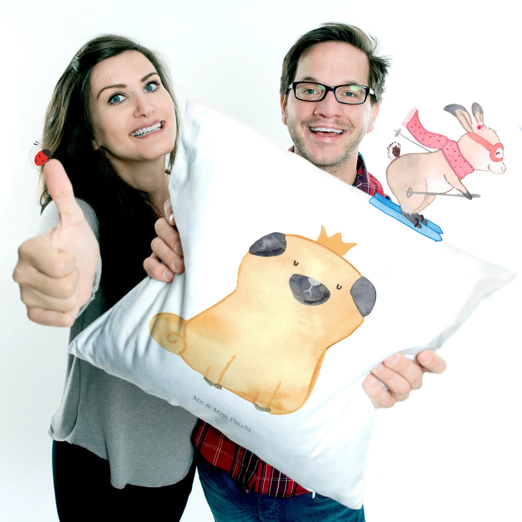 40x40 Kissen Mops Krone zierkissen 40x40, kissen mikrofaser, wohnzimmer kissen, Kopfkissen 40x40, 40x40 kissen, Motivkissen, Dekokissen Sofa, Kissen, Dekokissen 40x40, zier kissen, kissen für couch, couchkissen 40x40, Kopfkissen, deko kissen, Dekokissen, 40 X 40 Kissen, Sofakissen, Polsterkissen, sofa kissen, Zierkissen, kuschel kissen, Mikrofaser Kissen, kissen 40 x 40, wurfkissen, Kissen 40x40, microfaser kopfkissen, microfaser dekokissen, microfaser zierkissen, Sofakissen 40x40, Kuschelkissen, microfaser sofakissen, kissen für sofa, kuschelkissen 40x40, Couchkissen, couch kissen, Hunderasse, Hundebesitzer, Sprüche, Hundemotiv, Haustier, Tierliebhaber, Hund, Kinderlos, Hundebesitzer. Spruch, Mops, Hausregel, Lustig, Allergisch