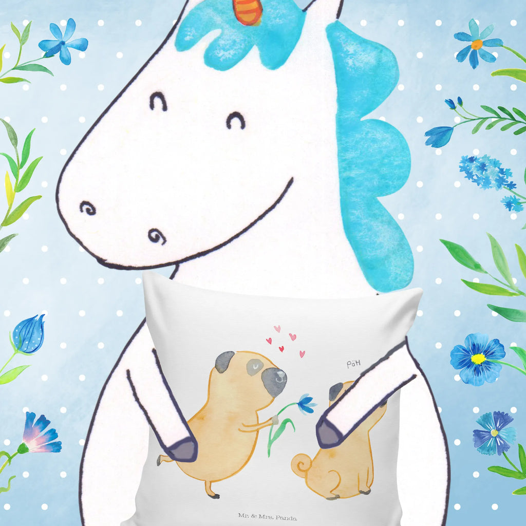 40x40 Kissen Mops Verliebt kissen für couch, zier kissen, Couchkissen, kuschelkissen 40x40, Kopfkissen 40x40, Dekokissen, Sofakissen, Mikrofaser Kissen, couch kissen, microfaser dekokissen, deko kissen, Dekokissen 40x40, Kopfkissen, Sofakissen 40x40, wohnzimmer kissen, zierkissen 40x40, kissen 40 x 40, Polsterkissen, Kuschelkissen, microfaser kopfkissen, couchkissen 40x40, kissen für sofa, wurfkissen, Kissen 40x40, Motivkissen, microfaser zierkissen, sofa kissen, microfaser sofakissen, kuschel kissen, Zierkissen, 40 X 40 Kissen, Dekokissen Sofa, 40x40 kissen, kissen mikrofaser, Kissen, Hunderasse, Hundebesitzer, Sprüche, Hundemotiv, Haustier, Tierliebhaber, Hund, Liebe, Möpse, Mops, Verliebt, Hundeliebe, Partner, Geschenk Freund, Liebesspruch. Verlobt