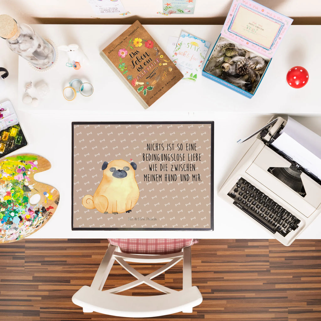 Schreibtischunterlage Mops Schreibtischunterlage Groß, Schreibtisch Unterlagen, Schreibtischauflage, Schreibunterlage, Schreibwaren, Bürobedarf, Büroartikel, Hund, Hundemotiv, Haustier, Hunderasse, Tierliebhaber, Hundebesitzer, Sprüche, Hundeliebe, Mops, Liebe