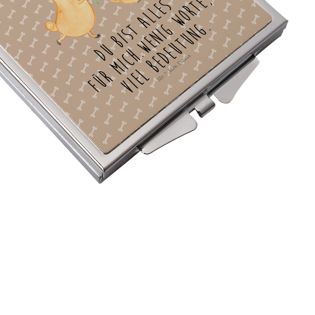 Handbag mirror pug In love Kosmetikspiegel Klein, Reise Spiegel, Handspiegel Mit Hülle, Taschenspiegel, Handspiegel Für Damen, Mini Spiegel, Spiegel Für Make-Up Tasche, Handspiegel Geschenkidee, Klappbarer Handspiegel, Design Taschenspiegel, Schminkspiegel To Go, Spiegel Für Unterwegs, Klappbarer Taschenspiegel, Tragbarer Spiegel, Handspiegel Zum Mitnehmen, Kompaktspiegel, Runder Taschenspiegel, Vintage Kompaktspiegel, Quadratischer Handspiegel, Schminkspiegel Kompakt, Taschen-Kosmetikspiegel, Spiegel Für Handtasche, Deko Handspiegel, Silber, Klappspiegel, Handtaschenspiegel, Spiegel Für Schminktasche, Hunderasse, Sprüche, Hundemotiv, Tierliebhaber, Hund, Haustier, Hundebesitzer, Liebe, Partner, Geschenk Freund, Hundeliebe, Möpse, Verliebt, Mops, Liebesspruch. Verlobt
