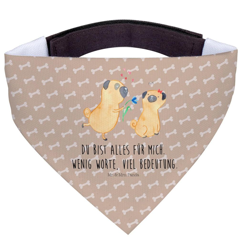 Dog neckerchief pug In love Tuch, mittel, Halstuch, Hundehalstuch, Hunde, mittelgroße Hunde, Hund, Hundemotiv, Haustier, Hunderasse, Tierliebhaber, Hundebesitzer, Sprüche, Liebesspruch. Verlobt, Geschenk Freund, verliebt, Mops, Liebe, Möpse, Hundeliebe, Partner