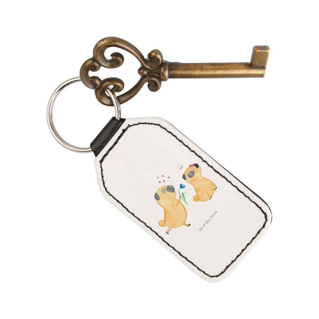 Rechteckig Schlüsselanhänger Mops Verliebt Schlüsselanhänger Holz Rechteckig, Rechteckiger Schlüsselanhänger, Rechteckiger Schlüsselanhänger Mit Wunschtext, Schlüsselanhänger Rechteckig, Rechteckiger Anhänger Für Schlüssel, Auto Schlüsselanhänger Rechteckig, Schlüsselanhänger Kunststoff Rechteckig, Werbegeschenk Schlüsselanhänger Rechteckig, Schlüsselanhänger Leder Rechteckig, Schlüsselanhänger Für Familie Rechteckig, Schlüsselanhänger Mit Gravur Rechteckig, Schlüsselanhänger Mit Foto Rechteckig, Schlüsselanhänger Mit Rechteckiger Form, Rechteckiger Anhänger Mit Logo, Rechteckiger Schlüsselanhänger Mit Namen, Schlüsselanhänger Form Rechteck, Schlüsselanhänger Für Paare Rechteckig, Schlüsselanhänger Geschenk Rechteckig, Schlüsselanhänger Acryl Rechteckig, Schlüsselanhänger Modern Rechteckig, Schlüsselanhänger Metall Rechteckig, Schlüsselanhänger Klassisch, Schlüsselanhänger Für Männer Rechteckig, Schlüsselanhänger Personalisiert Rechteckig, Taschenanhänger Rechteckig, Schlüsselanhänger Büro Rechteckig, Schlüsselanhänger Für Frauen Rechteckig, Hund, Hundemotiv, Haustier, Hunderasse, Tierliebhaber, Hundebesitzer, Sprüche, Möpse, Liebe, Hundeliebe, Mops, Liebesspruch. Verlobt, verliebt, Partner, Geschenk Freund
