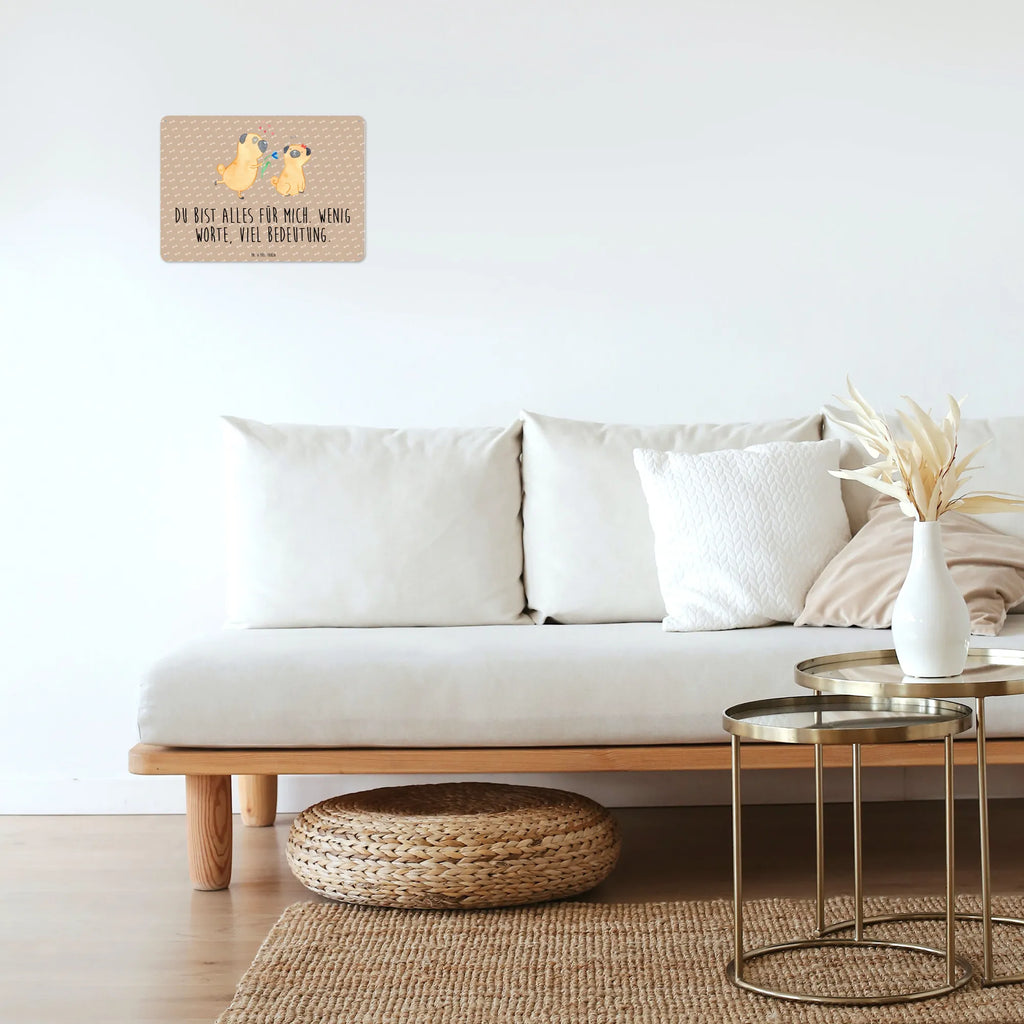 Blechschild Mops Verliebt Blechschild Für Männer, Blechschild, Blechschild Küche, Wandschild Metall, Blechschild Zum Aufhängen, Blechschild Büro, Dekoschild Metall, Blechschild Groß, Türschild Metall, Blechschild Für Frauen, Hunderasse, Hundebesitzer, Hund, Haustier, Sprüche, Tierliebhaber, Hundemotiv, Partner, Hundeliebe, Mops, Geschenk Freund, Liebesspruch. Verlobt, Liebe, Verliebt, Möpse