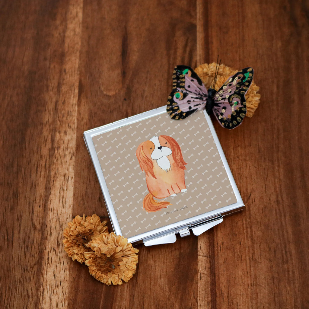 Kwadratowe lusterko do torebki pies Cavalier King Charles Spaniel Design Taschenspiegel, Runder Taschenspiegel, Spiegel Für Handtasche, Klappbarer Handspiegel, Mini Spiegel, Handspiegel Für Damen, Klappbarer Taschenspiegel, Kosmetikspiegel Klein, Schminkspiegel To Go, Handspiegel Mit Hülle, Handspiegel Zum Mitnehmen, Tragbarer Spiegel, Silber, Klappspiegel, Reise Spiegel, Taschen-Kosmetikspiegel, Schminkspiegel Kompakt, Vintage Kompaktspiegel, Handspiegel Geschenkidee, Taschenspiegel, Kompaktspiegel, Quadratischer Handspiegel, Spiegel Für Unterwegs, Handtaschenspiegel, Deko Handspiegel, Spiegel Für Schminktasche, Spiegel Für Make-Up Tasche, Sprüche, Hund, Hundebesitzer, Hunderasse, Haustier, Tierliebhaber, Hundemotiv, Schönster Hund, Cockerspaniel, Spaniel, Cavalier King Charles Spaniel, Spruch