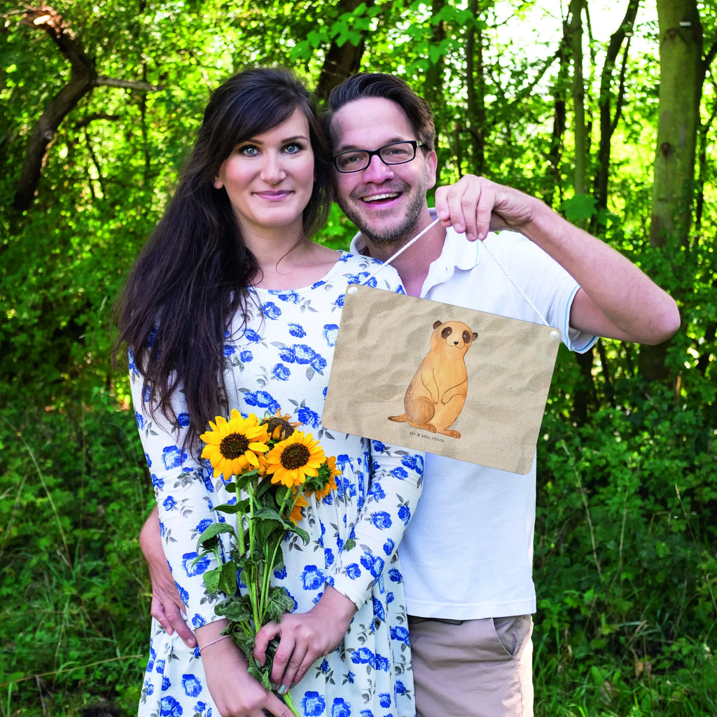Deko Schild Erdmännchen hängeschild, dekoschilder, Holzschild, Holztafel, Türschild, wandtafel, holzbild, Motivschild, Deko Schild, Dekoschild, Schild, dekotafel, Spruchschild, Deko Wandtafel, dekoration schild, Küchenschild, Türschild Familie, sprüche schild, Badschild, wandhänger, Wandschild, Schild mit Spruch, Wildtiere, Afrika, Erdmännchen, Weltreise, Reisen, Traveling, Afrikareise, Spruch, Roadtrip
