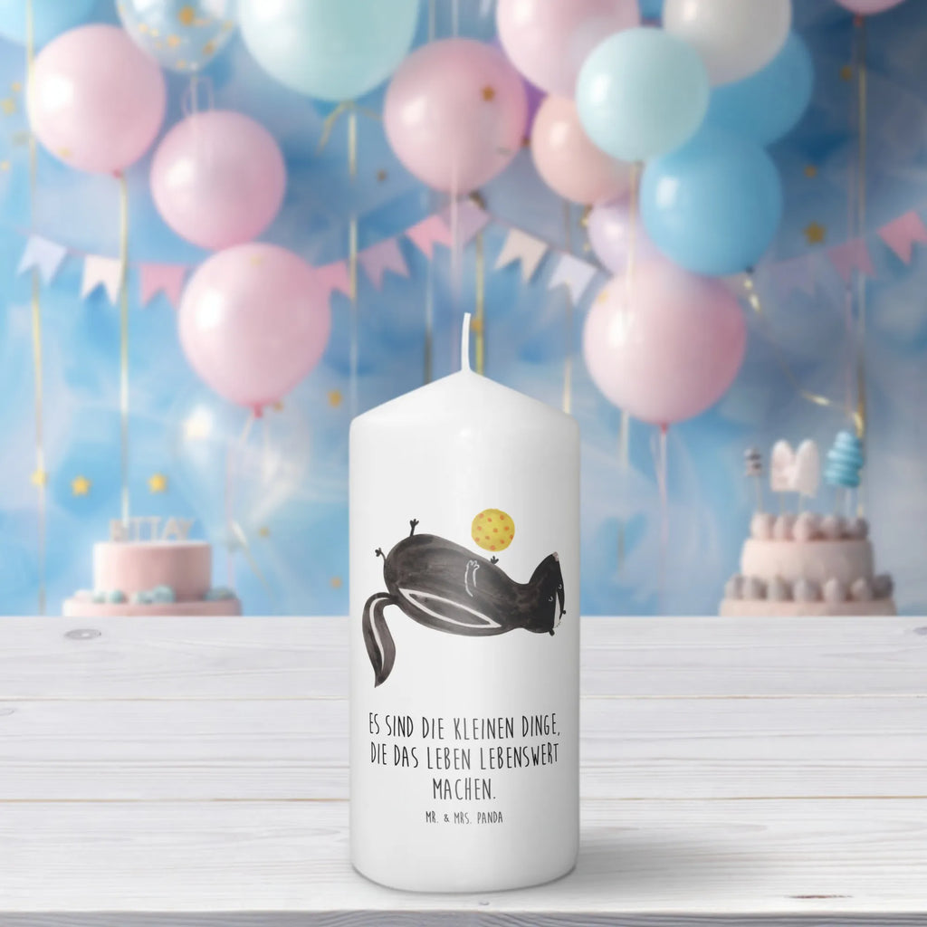 Candle skunk ball Duftkerze, Grablicht, Kerze Für Firmung, Sojawachskerze, Gedenkkerze, Kerze Für Weihnachten, Kerze Für Kommunion, Teelicht, Tafelkerze, Kerze Mit Gravur, Kerze Als Gastgeschenk, Kerze Mit Namensgravur, Kerze Für Ostern, Tischkerze, Andachtskerze, Dinnerkerzenpaar, Gartenkerze, Kerze Mit Fotoeinleger, Outdoor-Kerze, Kerze Für Hochzeit, Kerze Für Taufe, Blockkerze, Votivkerze, Grabkerze, Kerze Mit Prägung, Kerze Mit Spruch, Kerze Mit Duft, Kerze Für Geburtstag, Handgemachte Kerze, Dinnerkerze, Kerze Ohne Duft, Handgegossene Kerze, Stabkerze, Laternenkerze, Bio-Kerze, Metall-Kerze, Stumpenkerzen-Set, Fair-Trade-Kerze, Stearin­kerze, Stumpenkerze, Streukerze, Kerze Für Advent, Trauerkerze, Glas-Kerze, Kerze Mit Motiv, Kerze, Stinktier, Skunk, Wildtier, Stinker, Weisheit, verspielt, Raubtier, Stinki