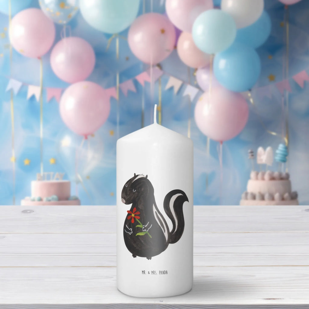 Candle skunk flower Kommunionskerze, Grosse Kerze, Tafelkerze, Osterkerze, Weihnachtskerze, Erinnerungskerze, Blockkerze, Dekokerze, Dinnerkerze, Handgemachte Kerze, Wachskerze, Bedruckte Kerze, Tischkerze, Adventskerze, Stumpenkerze, Zylinderkerze, Kerze Mit Motiv, Kerze Mit Spruch, Geburtskerze, Dekorative Kerze, Hochzeitskerze, Laternenkerze, Geburtstagskerze, Gartenkerze, Erinnerungslicht, Schmuckkerze, Wunschkerze, Skunk, Stinktier, Stinker, Verträumt, Träume, Raubtier, Dreams, Tagträumer, Stinki, Wildtier