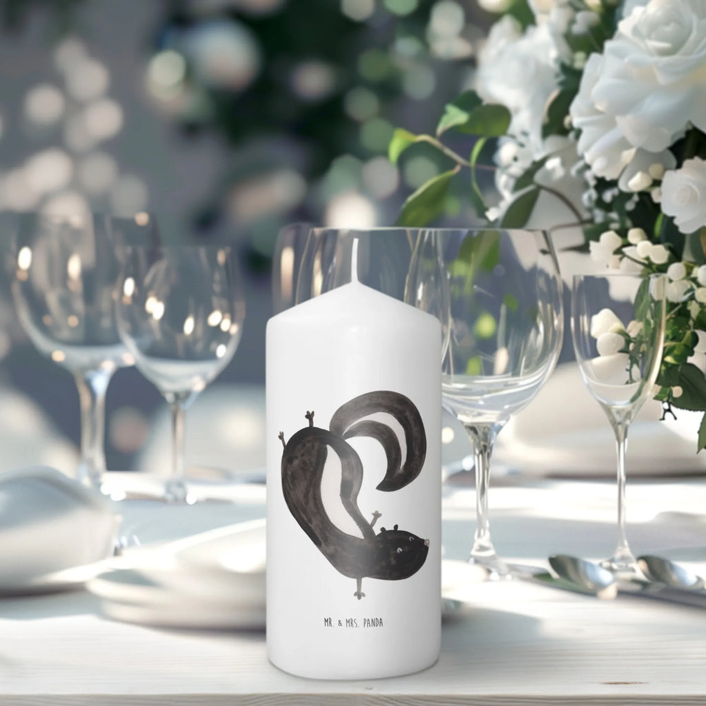 Kerze Stinktier Handstand Dekorative Kerze, Tafelkerze, Weihnachtskerze, Erinnerungslicht, Geburtskerze, Kerze Mit Spruch, Adventskerze, Gartenkerze, Geburtstagskerze, Handgemachte Kerze, Hochzeitskerze, Blockkerze, Wachskerze, Zylinderkerze, Grosse Kerze, Tischkerze, Stumpenkerze, Kommunionskerze, Dekokerze, Laternenkerze, Kerze Mit Motiv, Schmuckkerze, Osterkerze, Dinnerkerze, Wunschkerze, Erinnerungskerze, Bedruckte Kerze, Skunk, Stinktier, Spielplatz, Stinker, Verpielt, Wildtier, Stinki, Kind, Raubtier