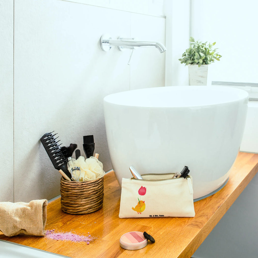 torebka na makijaż kurczątko Parada toiletry bag, Kosmetikbeutel, Waschbeutel, Kulturbeutel, Schminkbeutel, beauty case, Mäppchen, kosmetiktäschchen, aufbewahrungsbeutel, Stiftemäppchen, pinsel tasche, pencil case, Schminktäschchen, Kosmetiktasche, beauty tasche, Kulturtasche, aufbewahrungstasche, Schminktasche, Federmappe, Etui, utensilientasche, Waschtasche, Schlampermäppchen, Ostern, Osterhase, Ostern Kinder, Ostergeschenke, Geschenke zu Ostern, Ostern Geschenk, Osterdeko, Osternest, Ostergeschenke Kinder, Ostergrüße, Frohe Ostern, Parade, Blumen, Küken, Tulpen