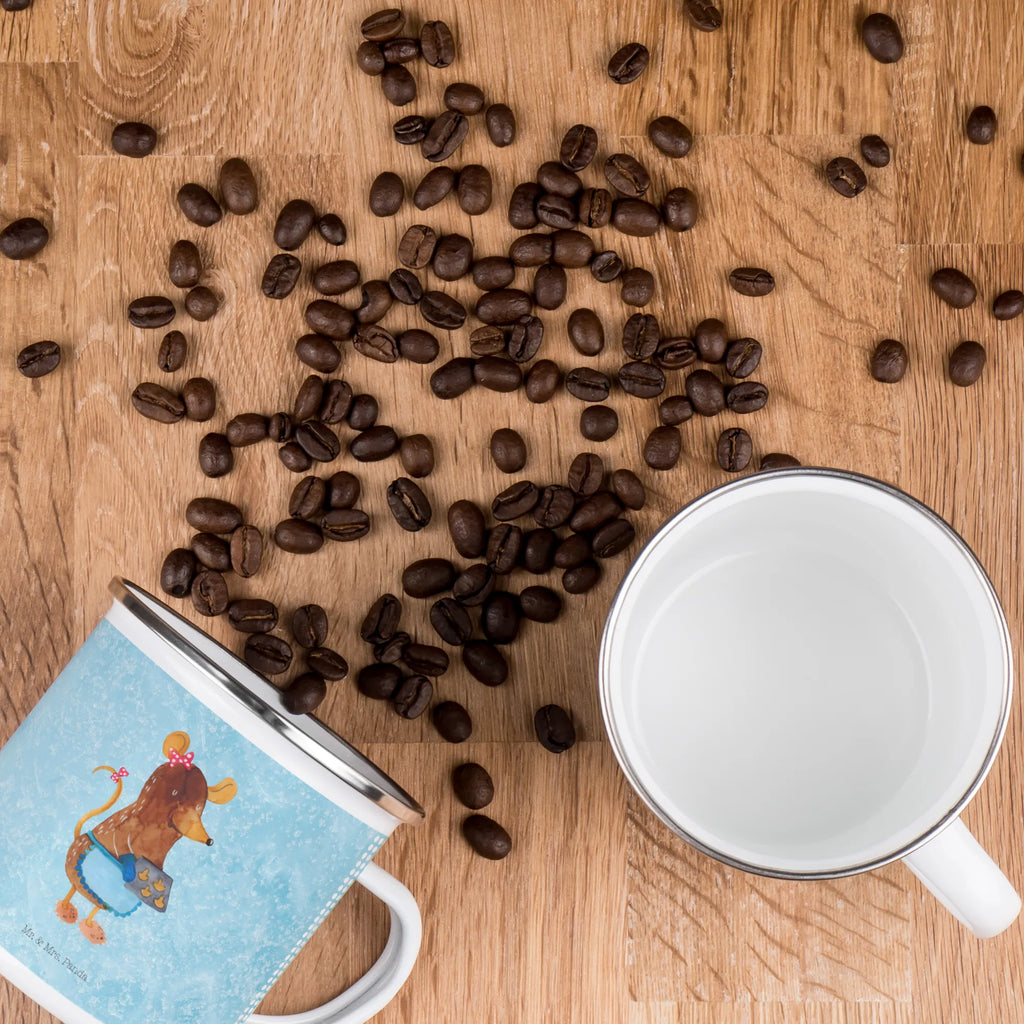 Kempingowy kubek emaliowany Mysz ciastka Emaille Trinkbecher, Trinkbecher, Kaffee Blechtasse, Campingtasse, Outdoor Becher, Camping Tassen Emaille, Metalltasse für Camping, Blechtasse Outdoor, Campingbecher, Campingtassen, Blechtassen, Camping Tasse Metall, Camping Tasse Emaille, Metall Tasse, Edelstahl Trinkbecher, Emaille Becher Camping, Blechtasse, Emaille Tasse Camping, Camping Becher, Camping Tassen, Emaille Campingbecher, Outdoor Tasse, Camping Becher Edelstahl, Emaille Tassen, Emailletasse, Emaille Becher, Tasse Camping, Emaille Tasse, Tasse Emaille, Metalltasse, Winter, Weihnachten, Weihnachtsdeko, Nikolaus, Advent, Heiligabend, Wintermotiv, backen, Chaosqueen, Weihnachtsbäckerei, Weihnachtskekse, Plätzchen, Kekse, Maus