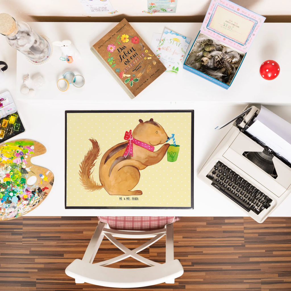 Schreibtischunterlage Eichhörnchen Smoothie arbeitsmatte, tischauflage, schreibtischunterlage, schreibauflagen, schreibtischauflagen, tischmatten, tischpad, Schreibtisch Matte, schreibmatte, tischmatte, schreibauflage, Schreibtischauflage, schreibtischmatte, schreibtischunterlagen, Tischunterlage, pultunterlage, Schreibtisch Unterlagen, arbeitsunterlage, tischpads, tischauflagen, Schreibunterlage, Lustige Sprüche, Tiere, Tiermotive, Gute Laune, Diät, Streifenhörnchen, Eichhörnchen, Green Smoothies, Abnehmen