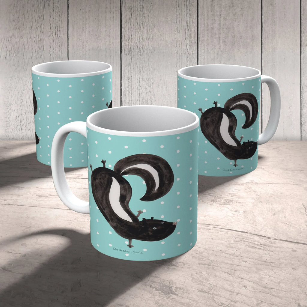 Mug skunk handstand Pott, Kakaotasse, heißgetränkebecher, Keramikbecher, Kaffeebecher, Frühstücksbecher, haferl, hochwertige tasse, Henkelbecher, tasse für kaffee, Bedruckte Tasse, Motivtasse, Keramiktasse, Geschenktasse, milchkaffeetasse, Trinktasse, kaffeetasse keramik, Tasse, Bürotasse, Coffee Mug, kaffeetasse bedruckt, Henkeltasse, Tasse mit Spruch, design tasse, kaffeebecher keramik, Dekotasse, kaffeebecher bedruckt, Tasse mit Motiv, Kaffeetasse, Kaffeepott, Teebecher, statement tasse, Bürobecher, Sprüchetasse, Teetasse, Becher, Mug, tasse für büro, Trinkbecher, Teepott, schöne tasse, Frühstückstasse, Designtasse, Skunk, Stinktier, Verpielt, Kind, Raubtier, Stinker, Stinki, Spielplatz, Wildtier