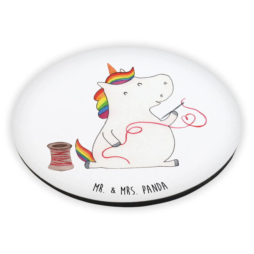 Rund Magnet Einhorn Näherin Dekomagnet, Motivmagnete, Souvenir Magnet, Kühlschrank Dekoration, Kühlschrankmagnet, Whiteboard Magnet, Pinnwandmagnet, Notiz Magnet, Einhorn, Einhörner, Einhorn Deko, Unicorn, Mädchen, Freundin, Häkeln, Näherin, nähen, basteln, Nähzimmer, Stricken