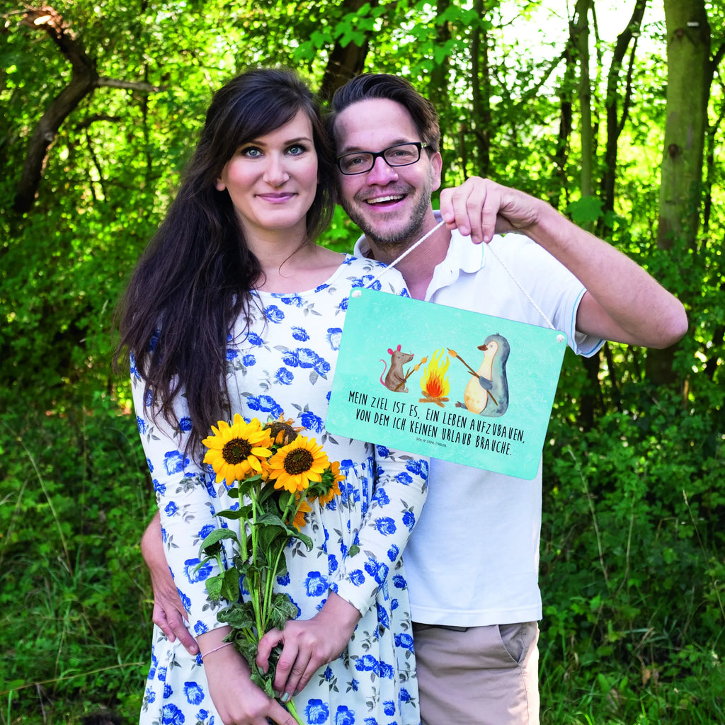 Deko Schild Pinguin Lagerfeuer Spruchschild, hängeschild, Türschild Familie, dekoschilder, Holzschild, Holztafel, Motivschild, Wandschild, Deko Schild, sprüche schild, Schild mit Spruch, Badschild, wandtafel, wandhänger, holzbild, Dekoschild, Küchenschild, dekotafel, Deko Wandtafel, dekoration schild, Schild, Türschild, Pinguin, Maus, Lagerfeuer, Grillen, Pinguine, Leben, Marshmallows, Neustart, Büroalltag, Job, Lebensmotivation, Feuer, Büro, Lebensspruch, Arbeit, Motivation, Liebe