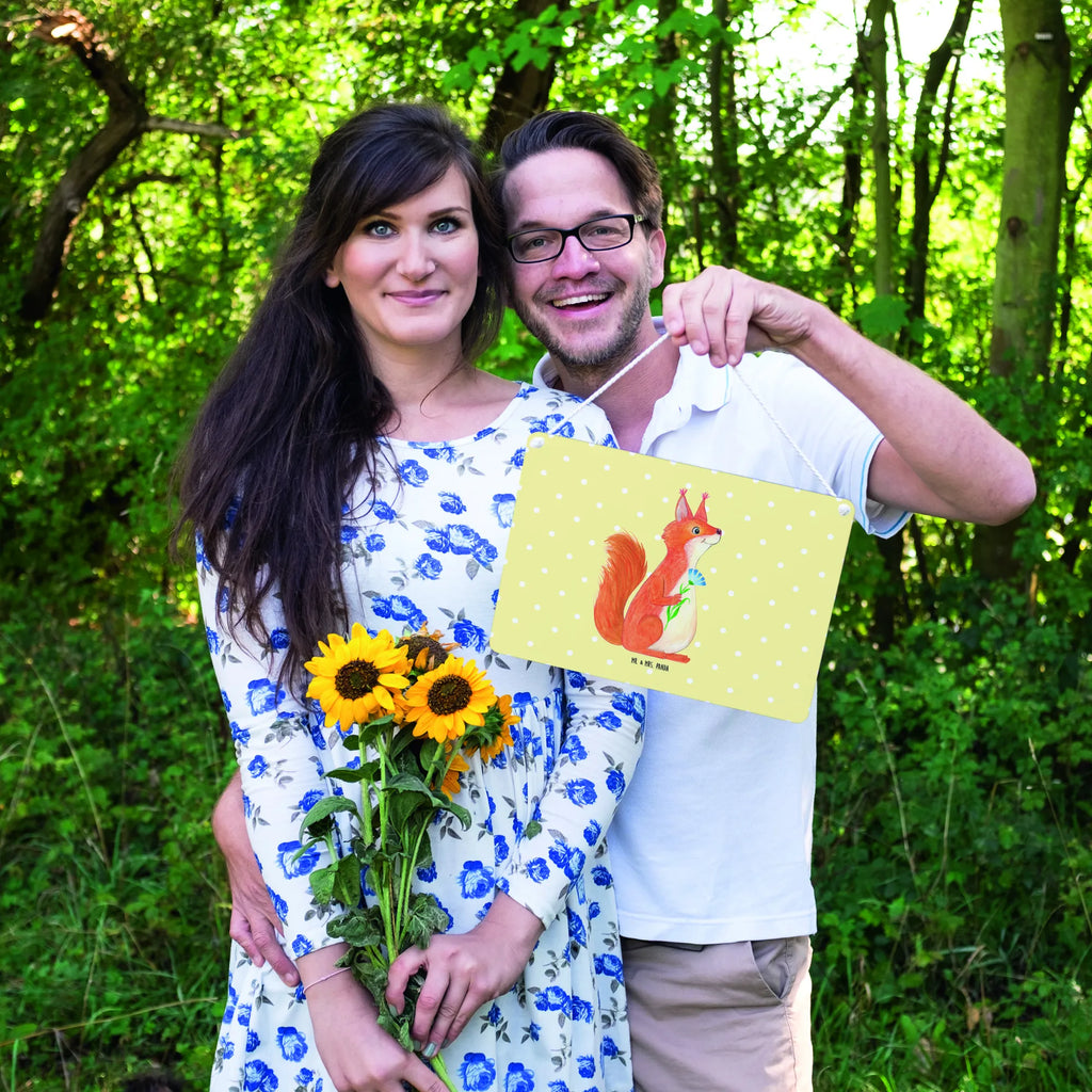 Deko Schild Eichhörnchen Blume Holztafel, dekotafel, Türschild, Deko Wandtafel, wandhänger, sprüche schild, Badschild, dekoschilder, Küchenschild, Schild, Spruchschild, Dekoschild, Türschild Familie, Motivschild, Holzschild, dekoration schild, Schild mit Spruch, holzbild, wandtafel, Wandschild, hängeschild, Deko Schild, Tiere, Tiermotive, Gute Laune, Lustige Sprüche, glücklich Spruch, Spruch Positiv, Spaß, Eichhorn, Motivation Bilder, Eichhörnchen, Lachen, Spruch Deko, Motivation Sprüche