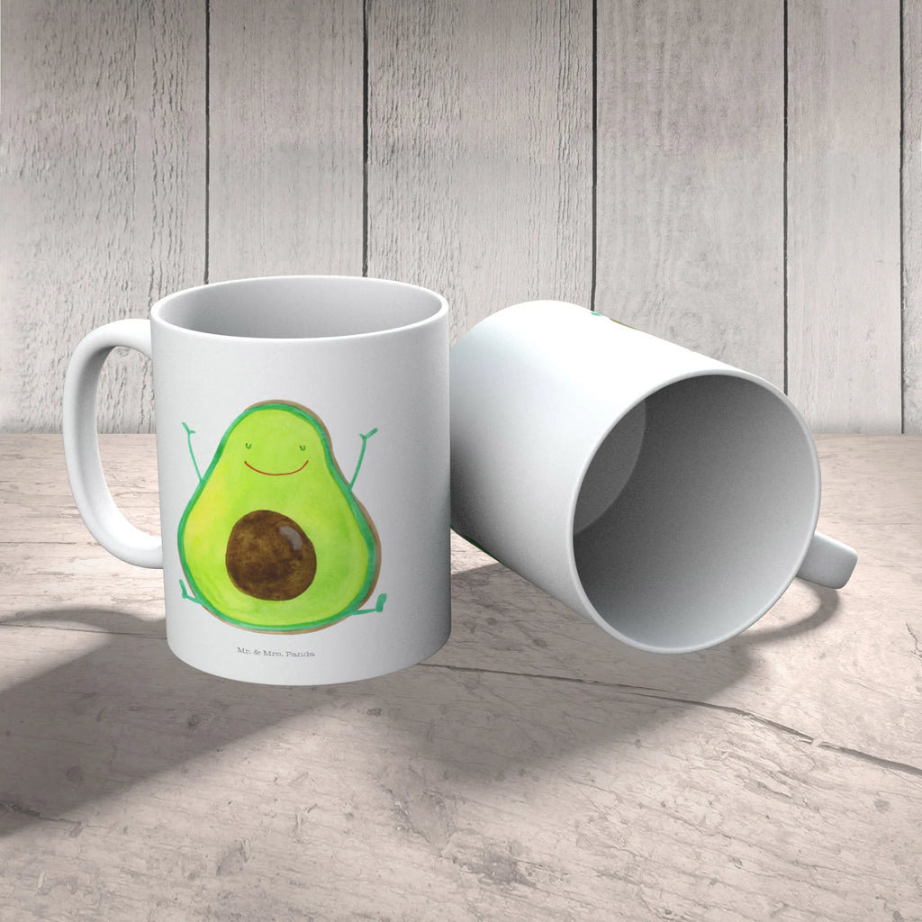 Tasse Avocado Glücklich Bürotasse, Henkeltasse, kaffeebecher bedruckt, design tasse, Trinktasse, Tasse mit Motiv, Teepott, tasse für büro, Henkelbecher, statement tasse, milchkaffeetasse, Kakaotasse, heißgetränkebecher, Becher, Frühstücksbecher, Dekotasse, Coffee Mug, Bedruckte Tasse, Bürobecher, Teetasse, Designtasse, kaffeebecher keramik, Kaffeepott, haferl, Pott, Mug, Geschenktasse, hochwertige tasse, Tasse mit Spruch, Tasse, Sprüchetasse, schöne tasse, tasse für kaffee, Motivtasse, Kaffeebecher, Trinkbecher, kaffeetasse bedruckt, Frühstückstasse, kaffeetasse keramik, Keramikbecher, Teebecher, Keramiktasse, Kaffeetasse, Gesund, Veggie, Vegan, Avocado, Chaos