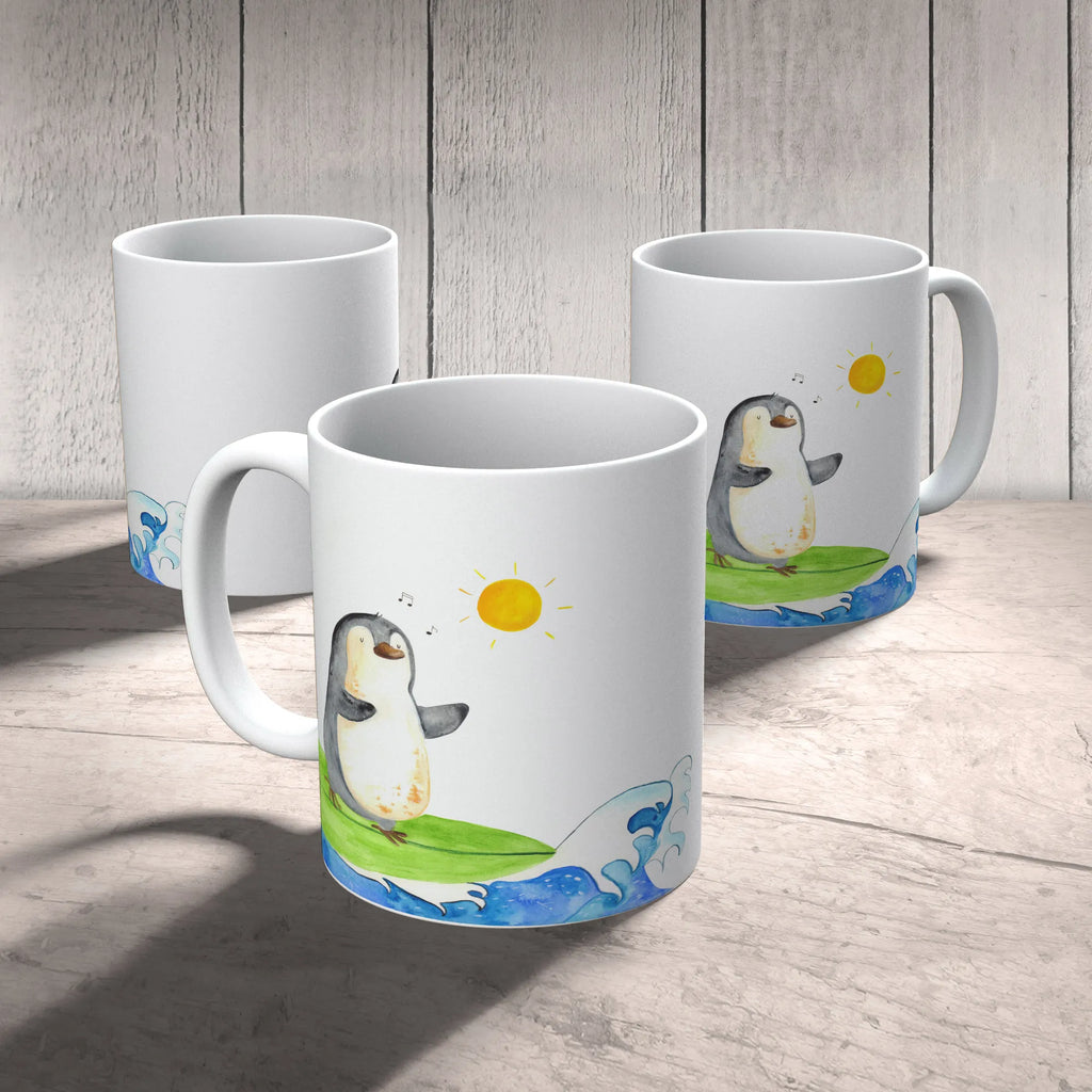 Tasse Pinguin Surfer Tasse mit Motiven, Teetasse, Geschenktasse, Kaffeetasse, Bürotasse, Tasse, Tasse mit Zitaten, Porzellantasse, Keramiktasse, Pinguin, surfen, Portugal, Wellen reiten, Pinguine, Wellen, Hawaii, Urlaub, Surfer