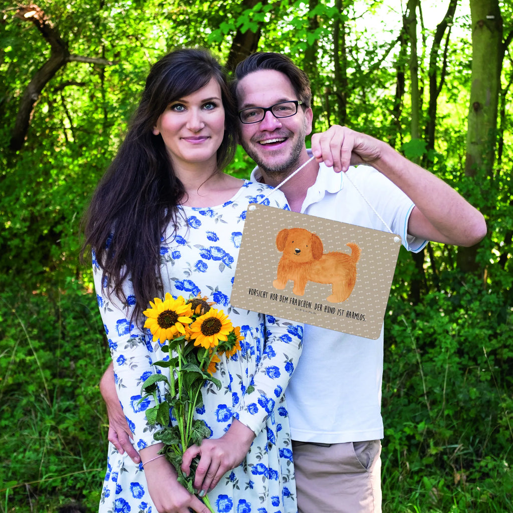 Deko Schild Hund Flauschig Badschild, Holztafel, wandtafel, Schild mit Spruch, Schild, wandhänger, hängeschild, Spruchschild, dekoschilder, Türschild Familie, dekoration schild, Deko Wandtafel, Wandschild, holzbild, Dekoschild, Deko Schild, Türschild, sprüche schild, Motivschild, dekotafel, Küchenschild, Holzschild, Sprüche, Hund, Hunderasse, Hundebesitzer, Hundemotiv, Haustier, Tierliebhaber, Frauchen, Hundemama, Hundeliebe, Hunde