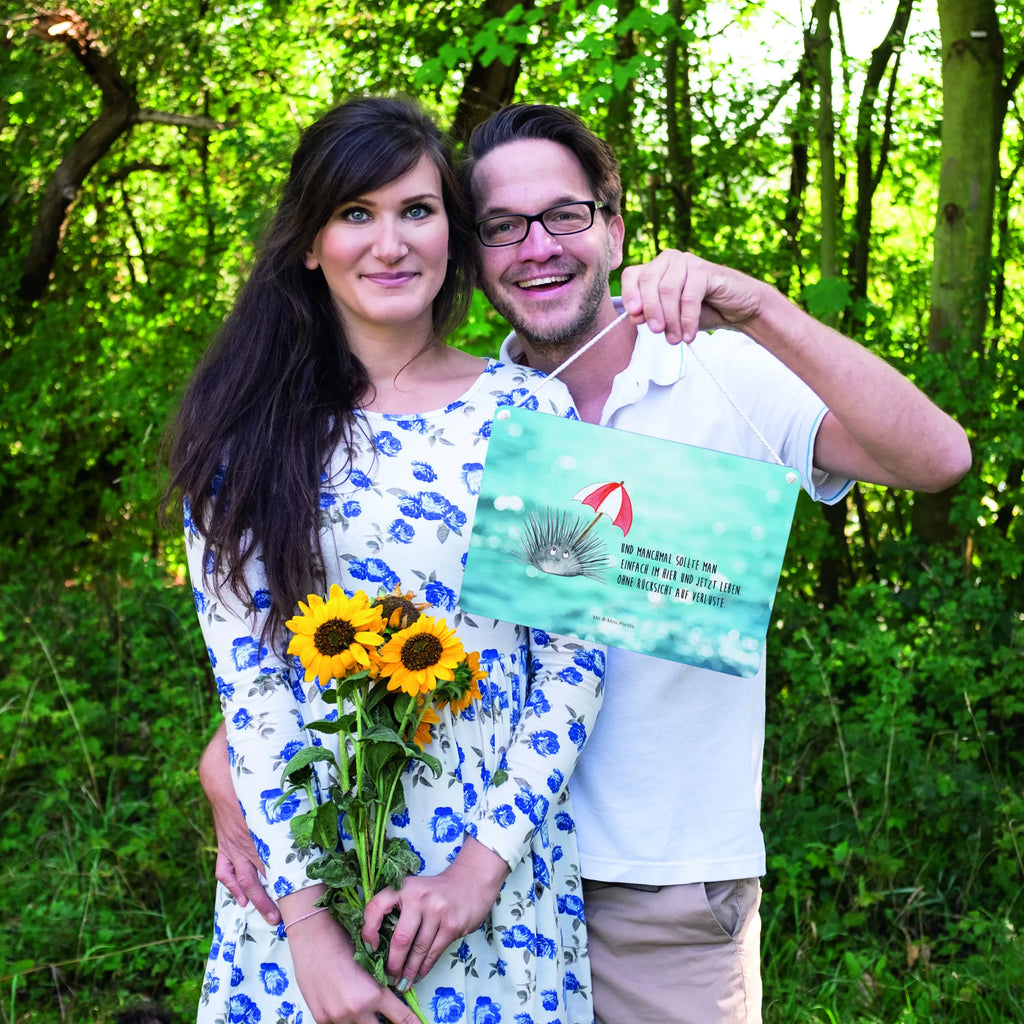 Deko Schild Seeigel Shabby Chic Schild, Deko schild Mit Blumenmotiv, Deko schild Für Balkon, Dekoschild Klein, Deko schild Liebevoll Gestaltet, Wandschild, Dekoschild Für Familie, Dekoschild, Deko schild Für Küche, Dekoschild Groß, Türschild Mit Spruch, Dekoschild Für Badezimmer, Wanddeko Schild, Deko schild Für Wohnzimmer, Dekoschild Handgemacht, Holzschild, Dekoschild Zum Aufhängen, Türschild, Schild Zum Aufstellen, Schild Zum Hinstellen, Schild Aus Metall, Deko schild Mit Lebensweisheit, Deko Wandtafel, Dekoschild Geschenk, Metallschild, Dekoschild Aus Holz, Rustikales Deko schild, Deko schild Mit Motiv, Schild Aus Holz, Deko schild Mit Herz, Lustiges Deko schild, Deko schild Landhausstil, Dekoschild Für Freunde, Vintage Schild, Dekoschild Für Flur, Dekos child Für Garten, Deko schild Modern, Spruchschild, Deko Schild, Deko schild Mit Spruch, Meerestiere, Meer, Urlaub, Leben, Hier und Jetzt, Lebe, Selbstakzeptanz, Selbstliebe, Seeigel, Achtsamkeit