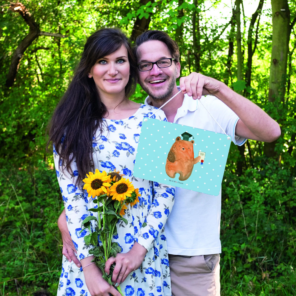 Deko Schild Bär Prüfung Türschild, Motivschild, Wandschild, Dekoschild, wandtafel, hängeschild, Spruchschild, Schild, Türschild Familie, Schild mit Spruch, holzbild, Deko Schild, wandhänger, sprüche schild, dekotafel, Holztafel, Deko Wandtafel, dekoschilder, Küchenschild, dekoration schild, Holzschild, Badschild, Bär, Teddybär, Teddy, Abitur, Prüfungen, Zeugnis, Prüfung Bestanden, Abschlusszeugnis, Abschluss