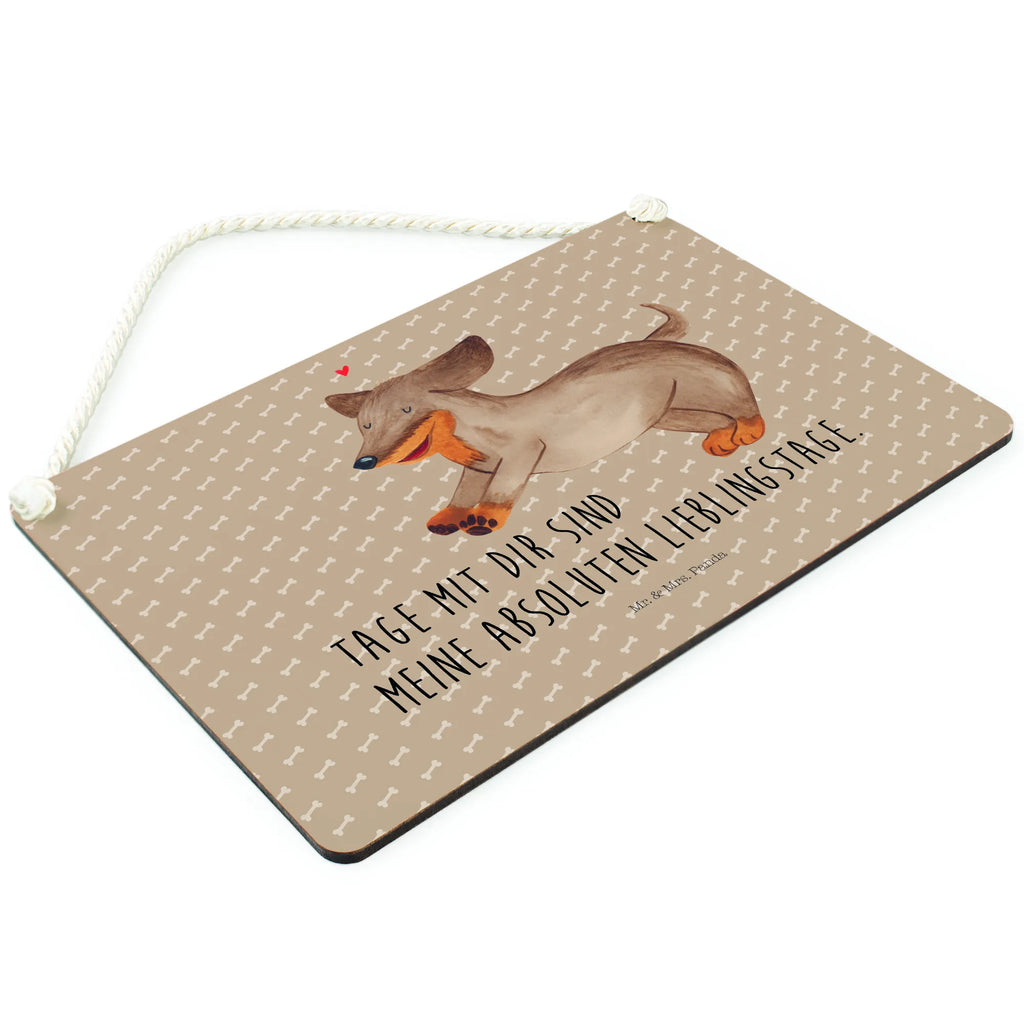 Decorative sign Dog dachshund Deko schild Für Küche, Deko schild Landhausstil, Shabby Chic Schild, Dekoschild Für Familie, Spruchschild, Deko schild Mit Spruch, Schild Zum Hinstellen, Wanddeko Schild, Deko schild Für Balkon, Vintage Schild, Metallschild, Deko schild Liebevoll Gestaltet, Schild Aus Metall, Deko schild Mit Motiv, Deko Wandtafel, Rustikales Deko schild, Lustiges Deko schild, Deko schild Mit Blumenmotiv, Dekoschild, Dekoschild Für Badezimmer, Türschild Mit Spruch, Dekoschild Klein, Schild Aus Holz, Dekoschild Geschenk, Dekoschild Zum Aufhängen, Deko Schild, Deko schild Modern, Holzschild, Türschild, Deko schild Für Wohnzimmer, Dekoschild Groß, Dekoschild Aus Holz, Deko schild Mit Herz, Deko schild Mit Lebensweisheit, Dekos child Für Garten, Wandschild, Dekoschild Für Flur, Dekoschild Handgemacht, Schild Zum Aufstellen, Dekoschild Für Freunde, Hund, Hundemotiv, Haustier, Hunderasse, Tierliebhaber, Hundebesitzer, Sprüche, Hunde, Dackel, Dachshund, happy dog