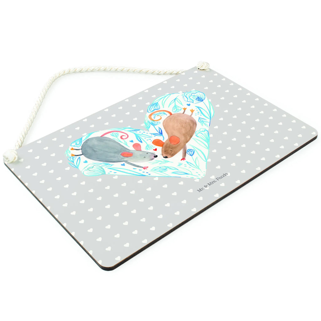 Deko Schild Mäuse Herz Türschild, wandhänger, holzbild, Holzschild, Küchenschild, Motivschild, Deko Wandtafel, Wandschild, hängeschild, Schild, Badschild, Spruchschild, Holztafel, Deko Schild, wandtafel, Schild mit Spruch, Türschild Familie, dekotafel, dekoschilder, Dekoschild, sprüche schild, dekoration schild, Freund, Liebe, Heiraten, Jahrestag, Heiratsantrag, Liebesgeschenk, Hocheitstag, Verlobung, Partner, Freundin, Ehemann, Ehefrau, Geschenk für Zwei, Love, Liebesbotschaft, Lieblingsmensch, Gemeinsamkeit, Hochzeit, Maus, Mäuse, Liebesbeweis