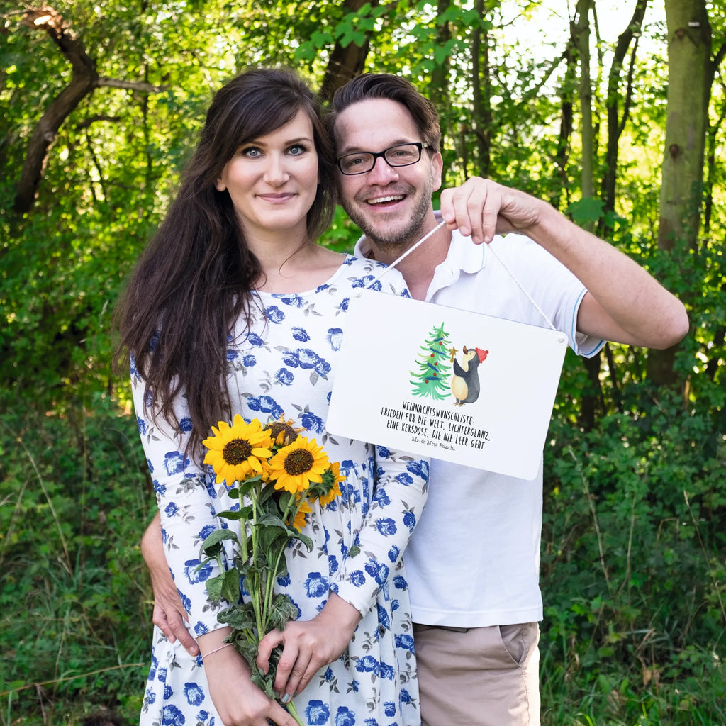 Deko Schild Pinguin Weihnachtsbaum Deko schild Für Wohnzimmer, Deko schild Mit Lebensweisheit, Schild Aus Holz, Deko schild Für Balkon, Deko Wandtafel, Rustikales Deko schild, Türschild, Shabby Chic Schild, Holzschild, Deko schild Mit Blumenmotiv, Dekoschild Für Flur, Schild Aus Metall, Dekoschild Für Badezimmer, Spruchschild, Dekoschild Geschenk, Deko schild Für Küche, Deko schild Mit Herz, Vintage Schild, Dekos child Für Garten, Dekoschild Für Freunde, Deko schild Modern, Deko schild Mit Motiv, Wandschild, Dekoschild Zum Aufhängen, Deko schild Landhausstil, Deko schild Liebevoll Gestaltet, Dekoschild Klein, Dekoschild Groß, Dekoschild, Dekoschild Aus Holz, Deko Schild, Türschild Mit Spruch, Schild Zum Hinstellen, Schild Zum Aufstellen, Metallschild, Dekoschild Handgemacht, Wanddeko Schild, Lustiges Deko schild, Dekoschild Für Familie, Deko schild Mit Spruch, Winter, Weihnachten, Weihnachtsdeko, Nikolaus, Advent, Heiligabend, Wintermotiv, Pinguin