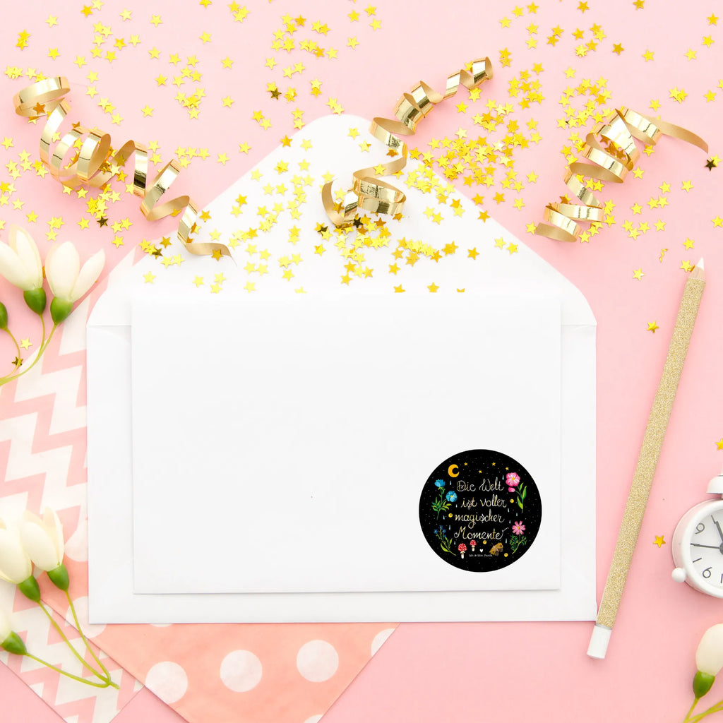 Rund Aufkleber Magische Welt Matte Runde Aufkleber, Selbstklebender Runder Aufkleber, Runde Aufkleber Für Flaschen, Weißes Rundlabel, Runde Aufkleber Set, Glänzende Runde Aufkleber, Runde Haftfolie, Runde Aufkleber Für Geschenke, Runde Aufkleber Für Hochzeit, Runde Beschriftungsetiketten, Runde Papieraufkleber, Runde Stickerfolie, Wasserfester Runder Aufkleber, Transparentes Rundetikett, Blanko Rundaufkleber, Rundes Siegel, Runde Vinylaufkleber, Runde Aufkleber Für Kinderzimmer, Runde Klebefolie, Runde Aufkleber Klein, Runder Sticker, UV-Beständiger Runder Sticker, Bedruckter Runder Aufkleber, Runde Klebepunkte, Rundes Klebeetikett, Rundes Label, Farbiger Runder Aufkleber, Kreisrunder Aufkleber, Rundes Etikett, Runde Aufkleber Für Verpackungen, Runde Aufkleber Groß, Runder Aufkleber, Runde Etikettenrolle, Blumen Deko, Frühlings Deko, Sommer Deko, Dekoration, positive Botschaft, Naturliebhaber, Outdoor, Natur, Abenteuer, Spruch schön, Motivation, Weisheit, schwarz, Nacht, magisch, Blumen, Magische Momente, Spruch positiv