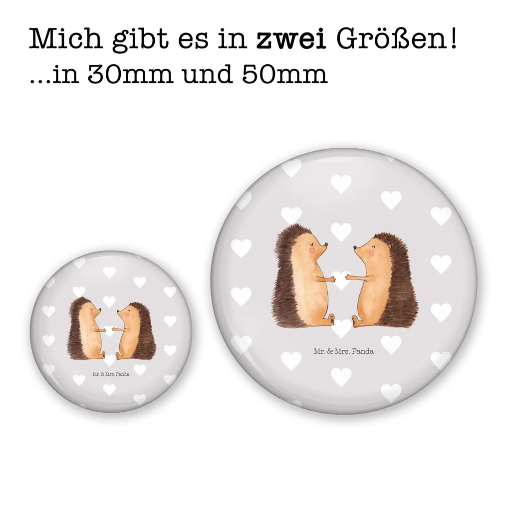 Button Igel Liebe Sammlerbutton 50 mm, Festivalbutton 50 mm, Button-Presse 50 mm, Button-Edition 50 mm, Button-Anstecker 50 mm, Button-Kollektion 50 mm, Button-Lieferung 50 mm, Button-Pin 50 mm, Runde Buttons 50 mm, Marketingbutton 50 mm, Pin 50 mm, Button-Druck 50 mm, Ansteckbutton 50 mm, Button-Sujet 50 mm, Button-Design 50 mm, Button-Motiv 50 mm, Button-Set 50 mm, Pin-Button 50 mm, Button Abzeichen 50 mm, Button-Sonderedition 50 mm, Vereinsbutton 50 mm, Button-Logo 50 mm, Button-Badge 50 mm, Badge 50 mm, Werbebutton 50 mm, Button-Emblem 50 mm, Button-Button 50 mm, Eventbutton 50 mm, Button 50 mm, Liebe, Partner, Freund, Freundin, Ehemann, Ehefrau, Heiraten, Verlobung, Heiratsantrag, Liebesgeschenk, Jahrestag, Hocheitstag, Verlobt, Liebesbeweis, Igel, Hochzeit, Hochzeitstag, Verliebt, Geschenk, Verheiratet