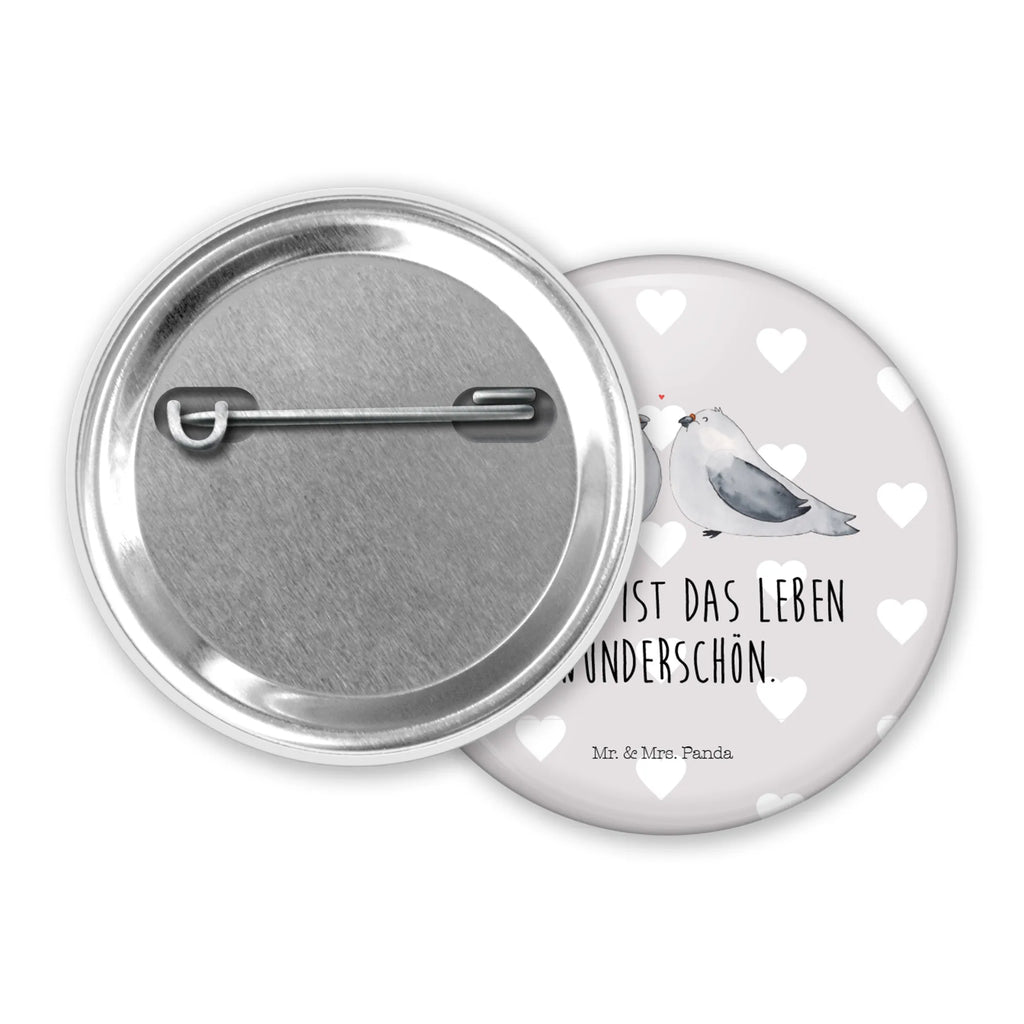 Button Turteltauben Liebe Button-Kollektion 50 mm, Button-Sonderedition 50 mm, Button-Button 50 mm, Button-Druck 50 mm, Button-Badge 50 mm, Button-Design 50 mm, Button-Lieferung 50 mm, Button-Anstecker 50 mm, Eventbutton 50 mm, Pin-Button 50 mm, Werbebutton 50 mm, Button-Motiv 50 mm, Button Abzeichen 50 mm, Festivalbutton 50 mm, Sammlerbutton 50 mm, Button-Presse 50 mm, Button 50 mm, Button-Sujet 50 mm, Button-Pin 50 mm, Marketingbutton 50 mm, Vereinsbutton 50 mm, Button-Logo 50 mm, Button-Set 50 mm, Badge 50 mm, Button-Emblem 50 mm, Ansteckbutton 50 mm, Button-Edition 50 mm, Pin 50 mm, Runde Buttons 50 mm, Liebe, Partner, Freund, Freundin, Ehemann, Ehefrau, Heiraten, Verlobung, Heiratsantrag, Liebesgeschenk, Jahrestag, Hocheitstag, Tauben, Verheiratet, Geschenk Hochzeit, Hochzeitstag, Geschenk Freund, Liebesbeweis, Verlobt, Geschenk Freundin, Verliebt, Turteltauben, Turteltäubchen