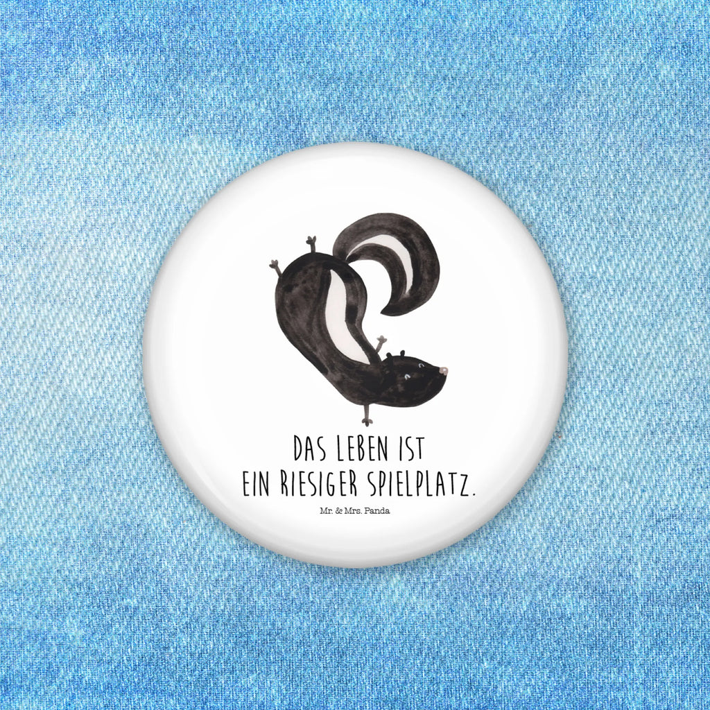 Button Stinktier Handstand Button 50 mm, Eventbutton 50 mm, Marketingbutton 50 mm, Button-Presse 50 mm, Button-Druck 50 mm, Runde Buttons 50 mm, Button-Edition 50 mm, Button-Lieferung 50 mm, Werbebutton 50 mm, Button-Logo 50 mm, Ansteckbutton 50 mm, Button-Design 50 mm, Button-Button 50 mm, Button-Sujet 50 mm, Button-Sonderedition 50 mm, Button Abzeichen 50 mm, Button-Badge 50 mm, Button-Emblem 50 mm, Button-Kollektion 50 mm, Button-Set 50 mm, Button-Anstecker 50 mm, Button-Motiv 50 mm, Sammlerbutton 50 mm, Pin 50 mm, Pin-Button 50 mm, Button-Pin 50 mm, Festivalbutton 50 mm, Badge 50 mm, Vereinsbutton 50 mm, Stinktier, Skunk, Stinker, Raubtier, Wildtier, Spielplatz, Kind, Stinki, verpielt