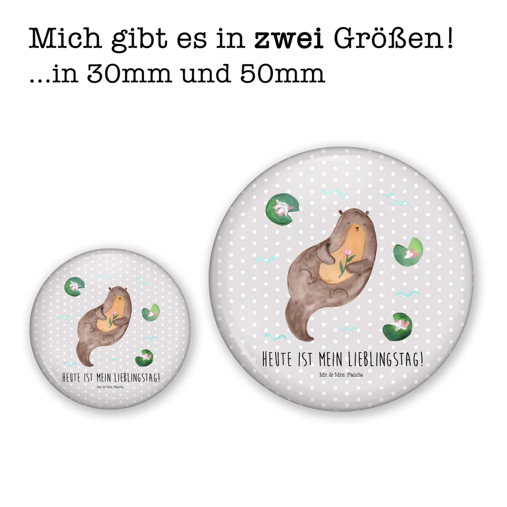 Button Otter mit Seerose Pin-Button 50 mm, Vereinsbutton 50 mm, Festivalbutton 50 mm, Badge 50 mm, Button-Motiv 50 mm, Button-Presse 50 mm, Button-Design 50 mm, Button-Logo 50 mm, Button-Sujet 50 mm, Werbebutton 50 mm, Button-Lieferung 50 mm, Pin 50 mm, Button-Button 50 mm, Eventbutton 50 mm, Ansteckbutton 50 mm, Marketingbutton 50 mm, Sammlerbutton 50 mm, Button Abzeichen 50 mm, Button-Sonderedition 50 mm, Runde Buttons 50 mm, Button 50 mm, Button-Pin 50 mm, Button-Druck 50 mm, Button-Badge 50 mm, Button-Emblem 50 mm, Button-Kollektion 50 mm, Button-Edition 50 mm, Button-Anstecker 50 mm, Button-Set 50 mm, Otter, Fischotter, Seeotter, Otter Seeotter See Otter