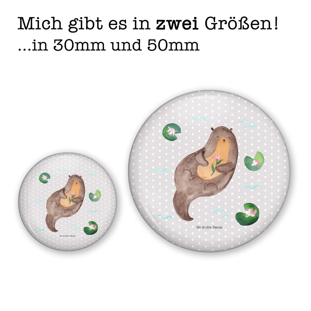 Button Otter mit Seerose Pin-Button 50 mm, Vereinsbutton 50 mm, Festivalbutton 50 mm, Badge 50 mm, Button-Motiv 50 mm, Button-Presse 50 mm, Button-Design 50 mm, Button-Logo 50 mm, Button-Sujet 50 mm, Werbebutton 50 mm, Button-Lieferung 50 mm, Pin 50 mm, Button-Button 50 mm, Eventbutton 50 mm, Ansteckbutton 50 mm, Marketingbutton 50 mm, Sammlerbutton 50 mm, Button Abzeichen 50 mm, Button-Sonderedition 50 mm, Runde Buttons 50 mm, Button 50 mm, Button-Pin 50 mm, Button-Druck 50 mm, Button-Badge 50 mm, Button-Emblem 50 mm, Button-Kollektion 50 mm, Button-Edition 50 mm, Button-Anstecker 50 mm, Button-Set 50 mm, Otter, Fischotter, Seeotter, Otter Seeotter See Otter