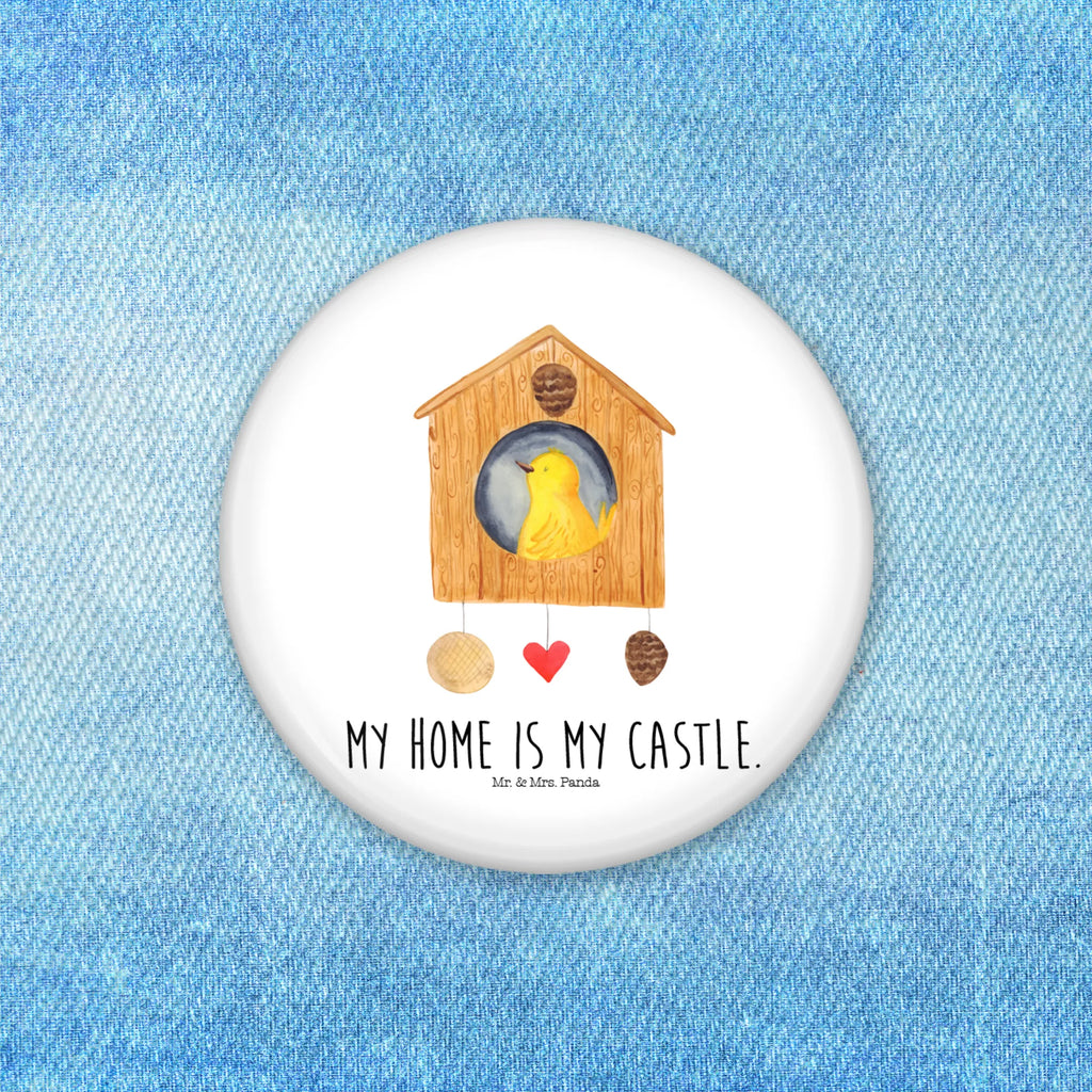 Button Vogelhaus Vereinsbutton 50 mm, Button-Design 50 mm, Ansteckbutton 50 mm, Button-Kollektion 50 mm, Button-Logo 50 mm, Button-Lieferung 50 mm, Button-Motiv 50 mm, Runde Buttons 50 mm, Button-Button 50 mm, Sammlerbutton 50 mm, Pin-Button 50 mm, Button-Presse 50 mm, Badge 50 mm, Marketingbutton 50 mm, Button Abzeichen 50 mm, Button-Set 50 mm, Button-Badge 50 mm, Button-Sujet 50 mm, Eventbutton 50 mm, Button-Anstecker 50 mm, Button 50 mm, Button-Pin 50 mm, Button-Druck 50 mm, Festivalbutton 50 mm, Button-Emblem 50 mm, Werbebutton 50 mm, Button-Edition 50 mm, Pin 50 mm, Button-Sonderedition 50 mm, Tiermotive, Gute Laune, lustige Sprüche, Tiere, Wohnung, Familie, unser Haus, Zuhause, Vogelhaus, Vogel, Lieblingsort, Home sweet home, Nest, Vogelhäuschen, Eigenheim, Haus, Vögel, Castle