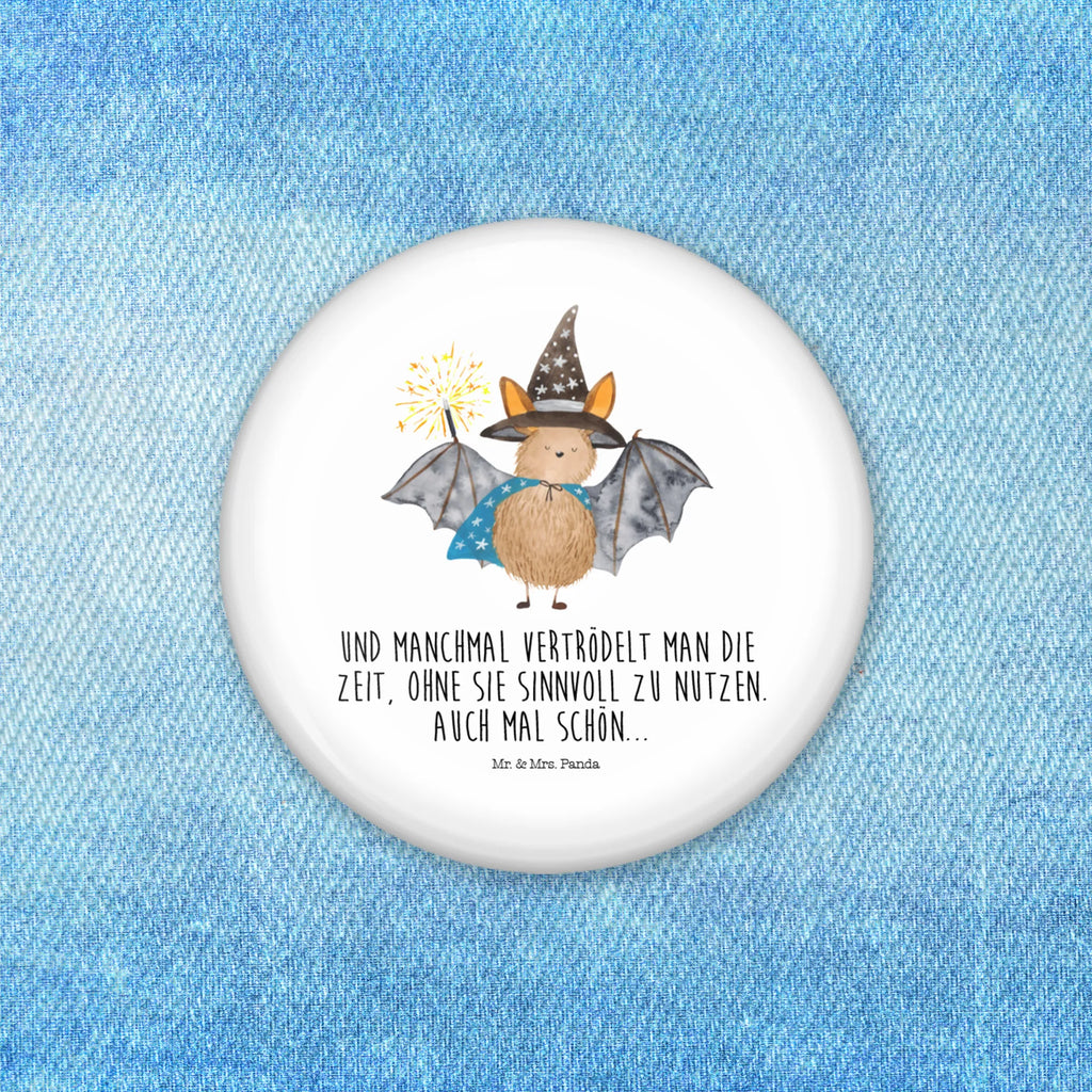 Button Fledermaus Zauberer Marketingbutton 50 mm, Button-Presse 50 mm, Vereinsbutton 50 mm, Werbebutton 50 mm, Button Abzeichen 50 mm, Ansteckbutton 50 mm, Pin 50 mm, Button-Lieferung 50 mm, Button-Edition 50 mm, Eventbutton 50 mm, Button-Emblem 50 mm, Pin-Button 50 mm, Button-Druck 50 mm, Button-Set 50 mm, Button 50 mm, Button-Button 50 mm, Button-Sujet 50 mm, Button-Logo 50 mm, Button-Kollektion 50 mm, Sammlerbutton 50 mm, Button-Anstecker 50 mm, Runde Buttons 50 mm, Badge 50 mm, Button-Pin 50 mm, Button-Design 50 mm, Button-Sonderedition 50 mm, Button-Motiv 50 mm, Button-Badge 50 mm, Festivalbutton 50 mm, Tiermotive, Gute Laune, lustige Sprüche, Tiere, reinsteigern, Fledermaus, Magier, Zauberer, Fledermäuse, Frauen