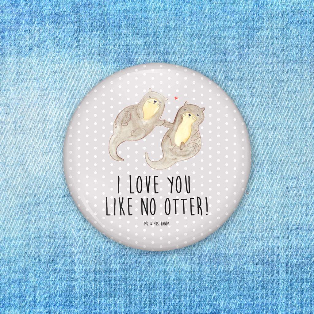 Button Otter händchenhaltend Sammlerbutton 50 mm, Runde Buttons 50 mm, Pin 50 mm, Ansteckbutton 50 mm, Button-Anstecker 50 mm, Button-Button 50 mm, Button-Presse 50 mm, Button 50 mm, Button-Badge 50 mm, Button-Kollektion 50 mm, Button-Lieferung 50 mm, Festivalbutton 50 mm, Button-Design 50 mm, Pin-Button 50 mm, Button-Druck 50 mm, Werbebutton 50 mm, Button-Emblem 50 mm, Vereinsbutton 50 mm, Button-Edition 50 mm, Button-Motiv 50 mm, Eventbutton 50 mm, Button-Logo 50 mm, Button-Pin 50 mm, Button-Sonderedition 50 mm, Marketingbutton 50 mm, Button Abzeichen 50 mm, Button-Sujet 50 mm, Button-Set 50 mm, Badge 50 mm, Otter, Fischotter, Seeotter, Otter Seeotter See Otter