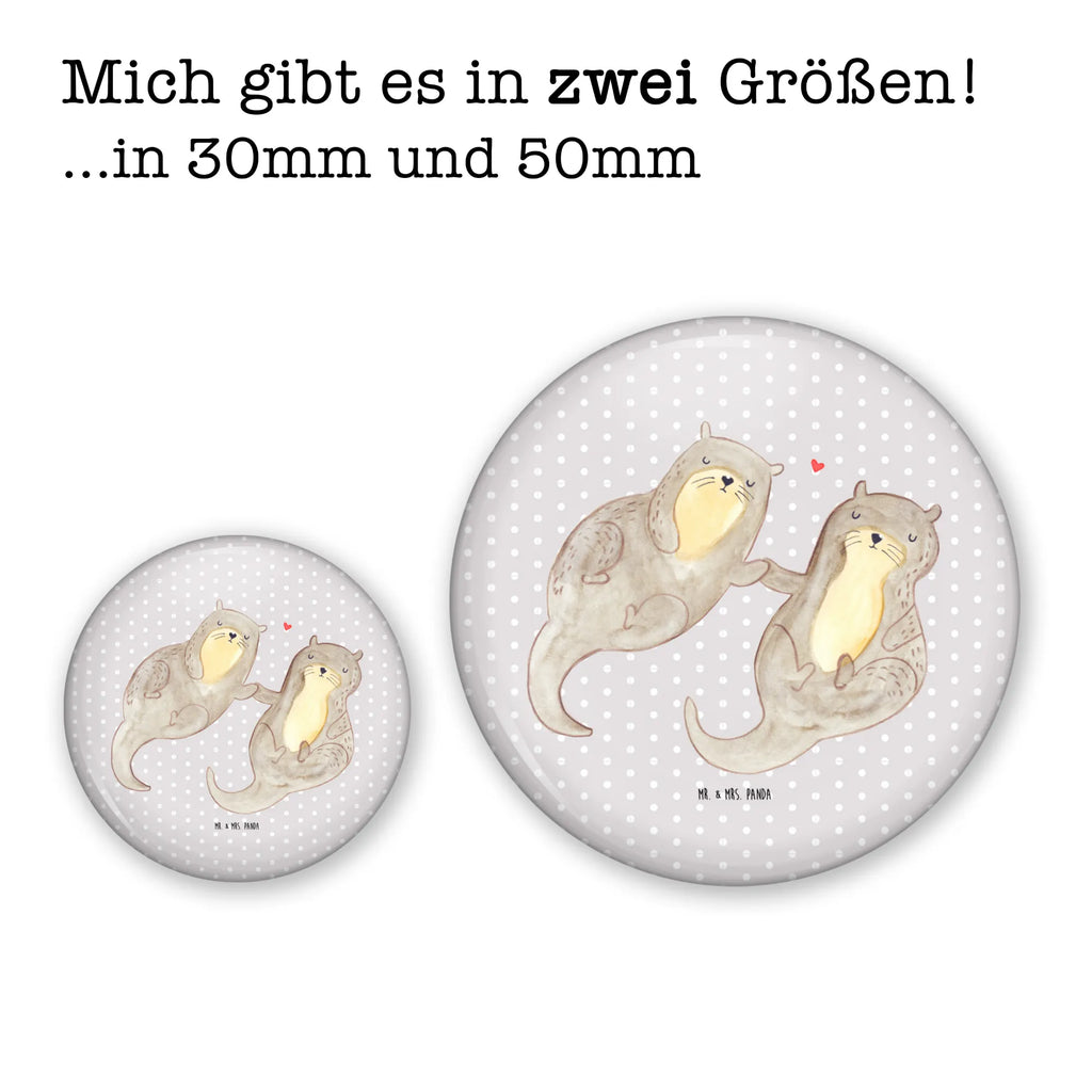 Button Otter händchenhaltend Sammlerbutton 50 mm, Runde Buttons 50 mm, Pin 50 mm, Ansteckbutton 50 mm, Button-Anstecker 50 mm, Button-Button 50 mm, Button-Presse 50 mm, Button 50 mm, Button-Badge 50 mm, Button-Kollektion 50 mm, Button-Lieferung 50 mm, Festivalbutton 50 mm, Button-Design 50 mm, Pin-Button 50 mm, Button-Druck 50 mm, Werbebutton 50 mm, Button-Emblem 50 mm, Vereinsbutton 50 mm, Button-Edition 50 mm, Button-Motiv 50 mm, Eventbutton 50 mm, Button-Logo 50 mm, Button-Pin 50 mm, Button-Sonderedition 50 mm, Marketingbutton 50 mm, Button Abzeichen 50 mm, Button-Sujet 50 mm, Button-Set 50 mm, Badge 50 mm, Otter, Fischotter, Seeotter, Otter Seeotter See Otter
