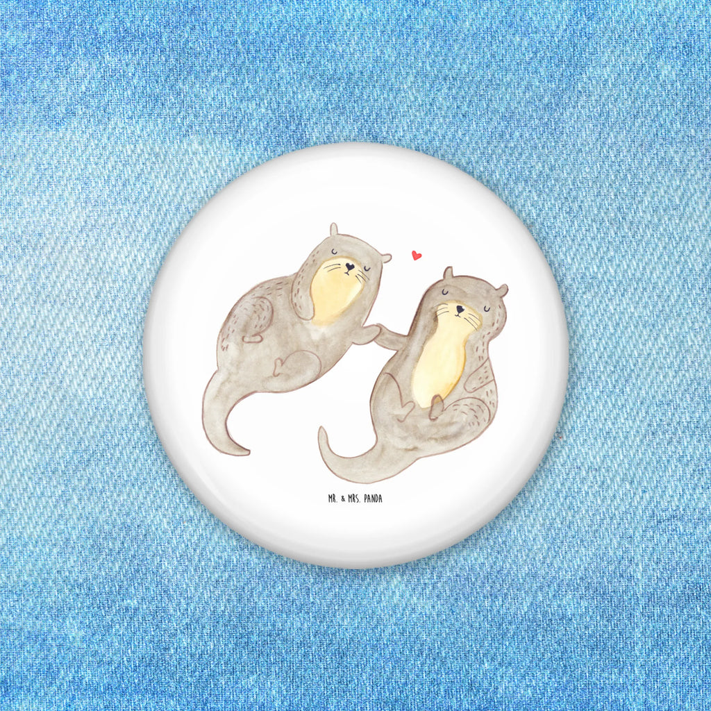 Button Otter händchenhaltend Sammlerbutton 50 mm, Runde Buttons 50 mm, Pin 50 mm, Ansteckbutton 50 mm, Button-Anstecker 50 mm, Button-Button 50 mm, Button-Presse 50 mm, Button 50 mm, Button-Badge 50 mm, Button-Kollektion 50 mm, Button-Lieferung 50 mm, Festivalbutton 50 mm, Button-Design 50 mm, Pin-Button 50 mm, Button-Druck 50 mm, Werbebutton 50 mm, Button-Emblem 50 mm, Vereinsbutton 50 mm, Button-Edition 50 mm, Button-Motiv 50 mm, Eventbutton 50 mm, Button-Logo 50 mm, Button-Pin 50 mm, Button-Sonderedition 50 mm, Marketingbutton 50 mm, Button Abzeichen 50 mm, Button-Sujet 50 mm, Button-Set 50 mm, Badge 50 mm, Otter, Fischotter, Seeotter, Otter Seeotter See Otter