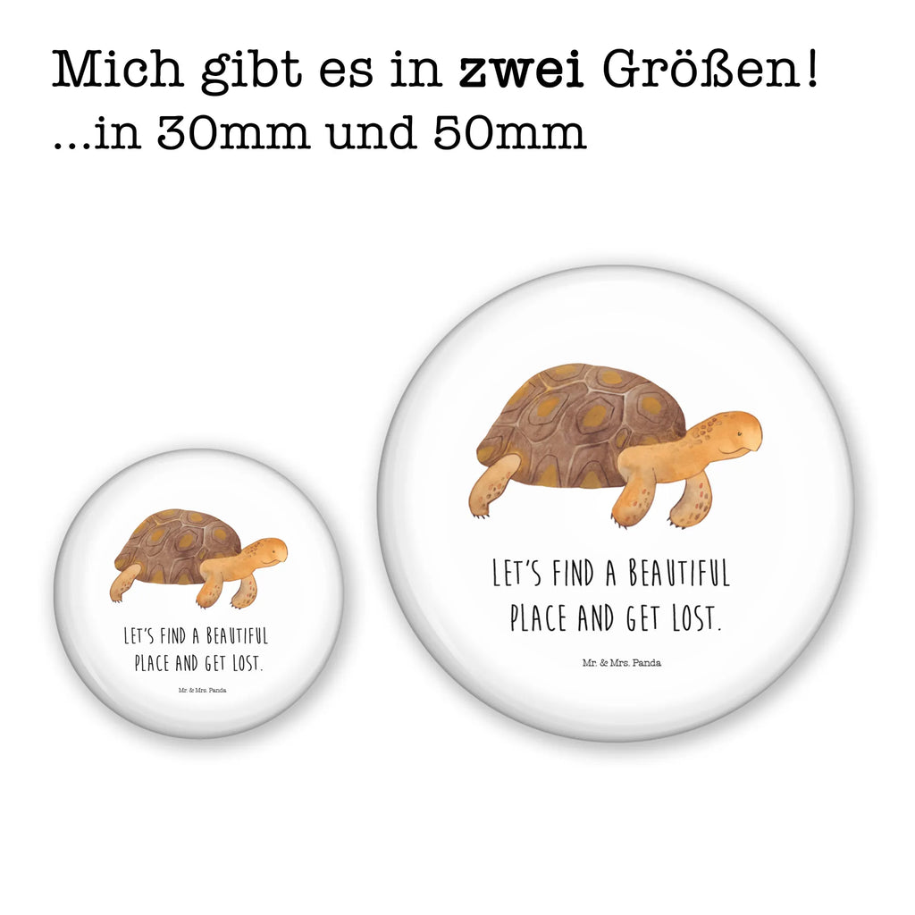Button Schildkröte marschiert Vereinsbutton 50 mm, Eventbutton 50 mm, Button-Kollektion 50 mm, Button-Sonderedition 50 mm, Pin 50 mm, Button-Badge 50 mm, Marketingbutton 50 mm, Pin-Button 50 mm, Sammlerbutton 50 mm, Button-Motiv 50 mm, Button-Button 50 mm, Badge 50 mm, Button-Presse 50 mm, Button-Logo 50 mm, Button-Sujet 50 mm, Button-Druck 50 mm, Button-Lieferung 50 mm, Ansteckbutton 50 mm, Button Abzeichen 50 mm, Button-Pin 50 mm, Festivalbutton 50 mm, Button 50 mm, Button-Emblem 50 mm, Runde Buttons 50 mm, Button-Edition 50 mm, Werbebutton 50 mm, Button-Anstecker 50 mm, Button-Design 50 mm, Button-Set 50 mm, Meerestiere, Meer, Urlaub, Motivation, Abenteuer, Schildkröten, Schildkröte, Inspiration, Reiselust, get lost, Lieblingsmensch, Neustart