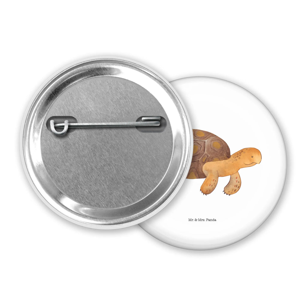 Button Schildkröte marschiert Vereinsbutton 50 mm, Eventbutton 50 mm, Button-Kollektion 50 mm, Button-Sonderedition 50 mm, Pin 50 mm, Button-Badge 50 mm, Marketingbutton 50 mm, Pin-Button 50 mm, Sammlerbutton 50 mm, Button-Motiv 50 mm, Button-Button 50 mm, Badge 50 mm, Button-Presse 50 mm, Button-Logo 50 mm, Button-Sujet 50 mm, Button-Druck 50 mm, Button-Lieferung 50 mm, Ansteckbutton 50 mm, Button Abzeichen 50 mm, Button-Pin 50 mm, Festivalbutton 50 mm, Button 50 mm, Button-Emblem 50 mm, Runde Buttons 50 mm, Button-Edition 50 mm, Werbebutton 50 mm, Button-Anstecker 50 mm, Button-Design 50 mm, Button-Set 50 mm, Meerestiere, Meer, Urlaub, Motivation, Abenteuer, Schildkröten, Schildkröte, Inspiration, Reiselust, get lost, Lieblingsmensch, Neustart