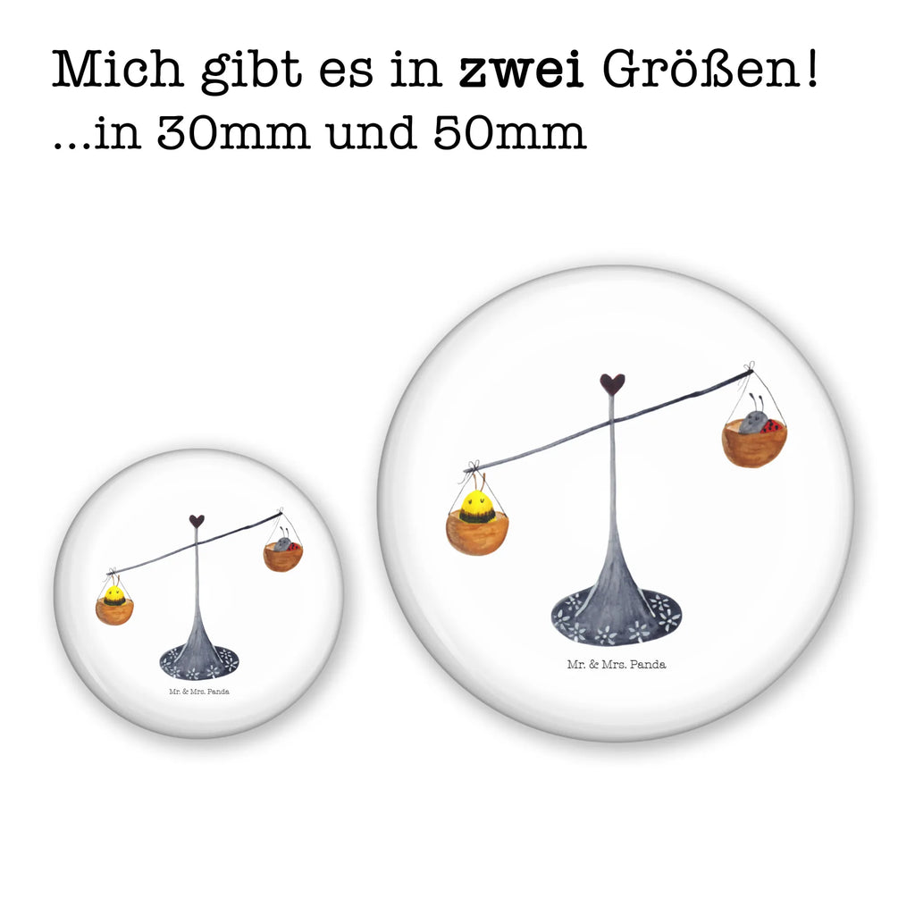 Button Sternzeichen Waage Pin 50 mm, Button-Sujet 50 mm, Button-Kollektion 50 mm, Button-Emblem 50 mm, Pin-Button 50 mm, Button-Motiv 50 mm, Button-Set 50 mm, Button-Design 50 mm, Button-Presse 50 mm, Button-Edition 50 mm, Eventbutton 50 mm, Button-Button 50 mm, Button 50 mm, Button-Pin 50 mm, Werbebutton 50 mm, Marketingbutton 50 mm, Vereinsbutton 50 mm, Badge 50 mm, Button-Sonderedition 50 mm, Button-Badge 50 mm, Button Abzeichen 50 mm, Ansteckbutton 50 mm, Button-Lieferung 50 mm, Festivalbutton 50 mm, Runde Buttons 50 mm, Button-Anstecker 50 mm, Button-Druck 50 mm, Button-Logo 50 mm, Sammlerbutton 50 mm, Tierkreiszeichen, Sternzeichen, Horoskop, Astrologie, Aszendent, Biene, Geburtstag Oktober, Gleichgewicht, Waage, Waage Sternzeichen, Marienkäfer, Waage Geschenk, Geschenk Oktober, Hummel, Geschenk September, Geburtstag September