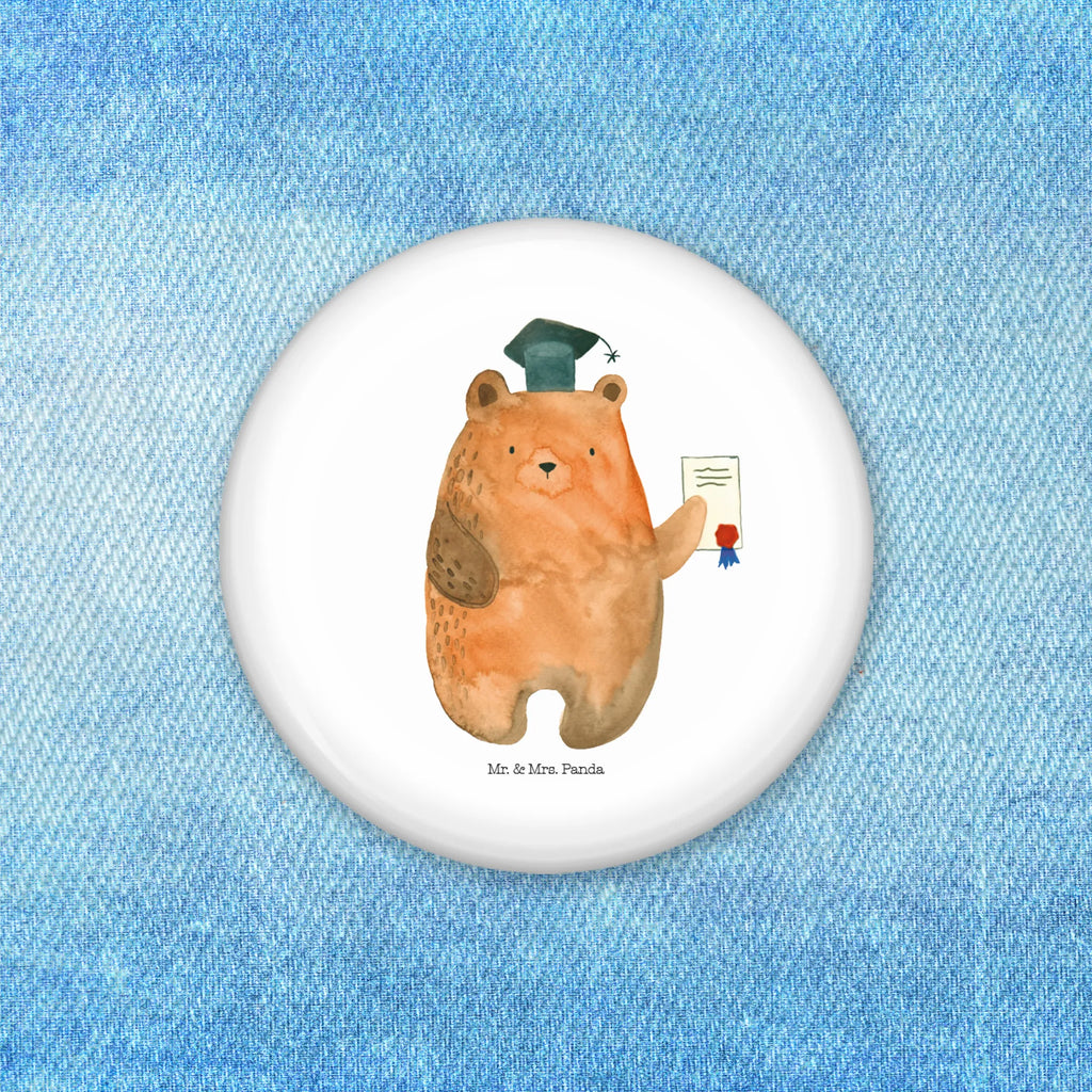 Button Prüfungsbär Pin-Button 50 mm, Eventbutton 50 mm, Marketingbutton 50 mm, Button Abzeichen 50 mm, Button-Badge 50 mm, Button-Emblem 50 mm, Pin 50 mm, Runde Buttons 50 mm, Button-Set 50 mm, Badge 50 mm, Ansteckbutton 50 mm, Button-Logo 50 mm, Button-Sujet 50 mm, Festivalbutton 50 mm, Vereinsbutton 50 mm, Werbebutton 50 mm, Button-Lieferung 50 mm, Button-Design 50 mm, Sammlerbutton 50 mm, Button-Kollektion 50 mm, Button-Button 50 mm, Button-Druck 50 mm, Button 50 mm, Button-Motiv 50 mm, Button-Edition 50 mm, Button-Presse 50 mm, Button-Sonderedition 50 mm, Button-Pin 50 mm, Button-Anstecker 50 mm, Bär, Teddy, Teddybär, Zeugnis, Abschlusszeugnis, Abschluss, Prüfungen, Abitur, Prüfung bestanden