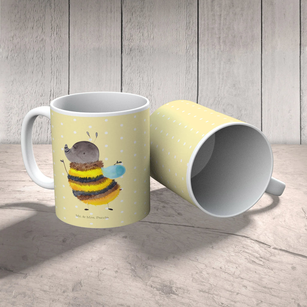 Tasse Hummel flauschig design tasse, Dekotasse, kaffeebecher bedruckt, Tasse mit Motiv, Tasse, Designtasse, Motivtasse, Keramikbecher, Bürotasse, Teepott, tasse für büro, kaffeetasse keramik, Kakaotasse, hochwertige tasse, Kaffeebecher, Frühstücksbecher, Pott, Mug, Teetasse, Bedruckte Tasse, Frühstückstasse, Keramiktasse, Sprüchetasse, schöne tasse, Kaffeetasse, kaffeebecher keramik, Kaffeepott, Teebecher, Henkelbecher, Bürobecher, Trinkbecher, Henkeltasse, haferl, heißgetränkebecher, kaffeetasse bedruckt, tasse für kaffee, milchkaffeetasse, statement tasse, Trinktasse, Becher, Geschenktasse, Coffee Mug, Tasse mit Spruch, Lustige Sprüche, Tiere, Tiermotive, Gute Laune, Biene, Blume, Flauschig, Hummel, Natur